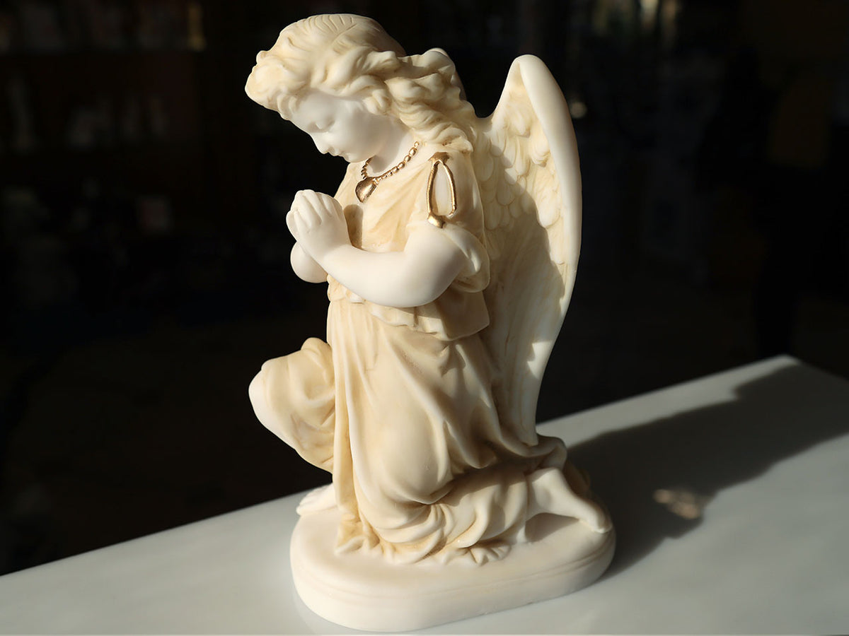 Alabaster Praying Angel - 25cm Alabaster Figurine, Customizable with Engraving