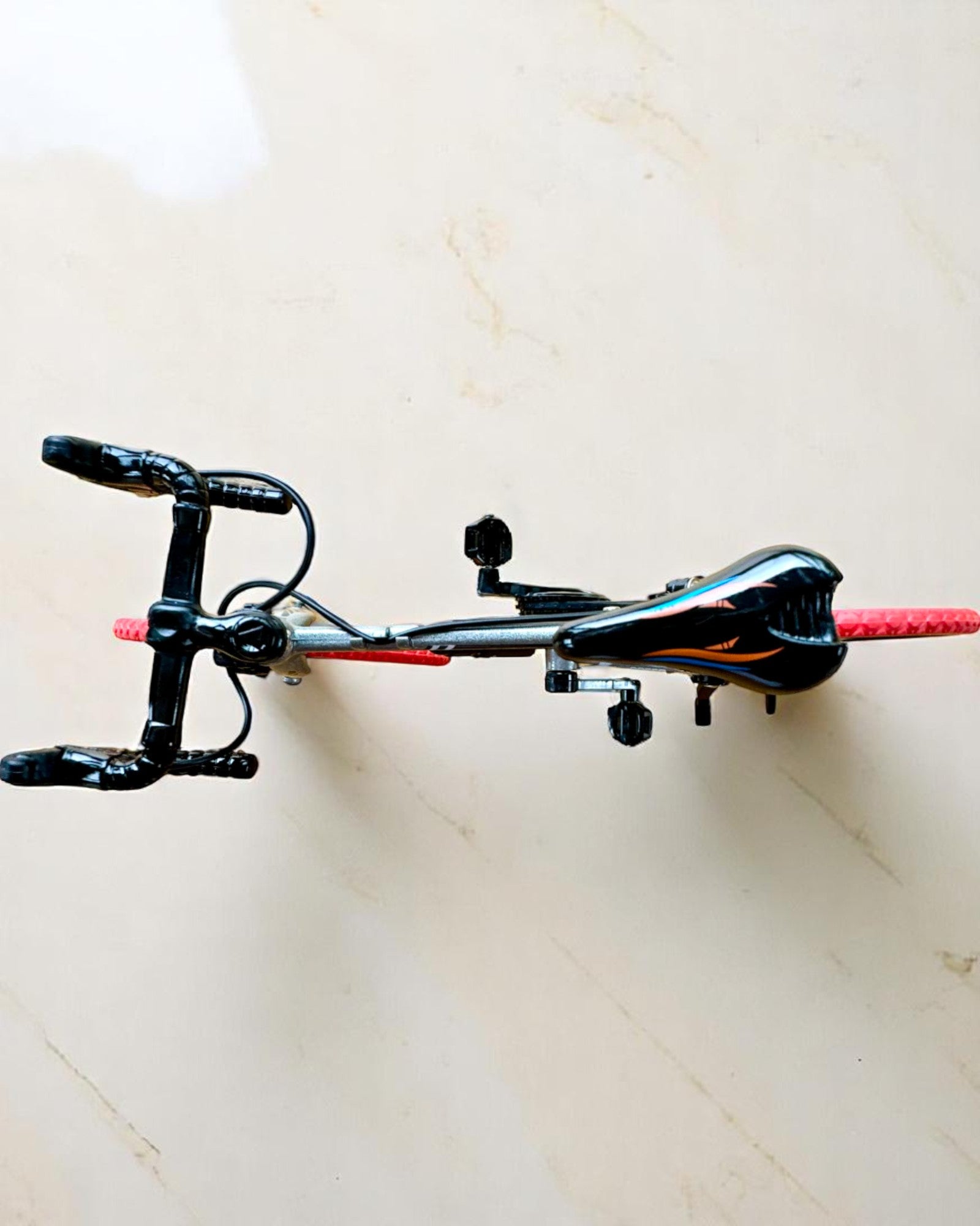 „Speedster” – model de colecție cu opțiune de gravare, 2 variante la alegere