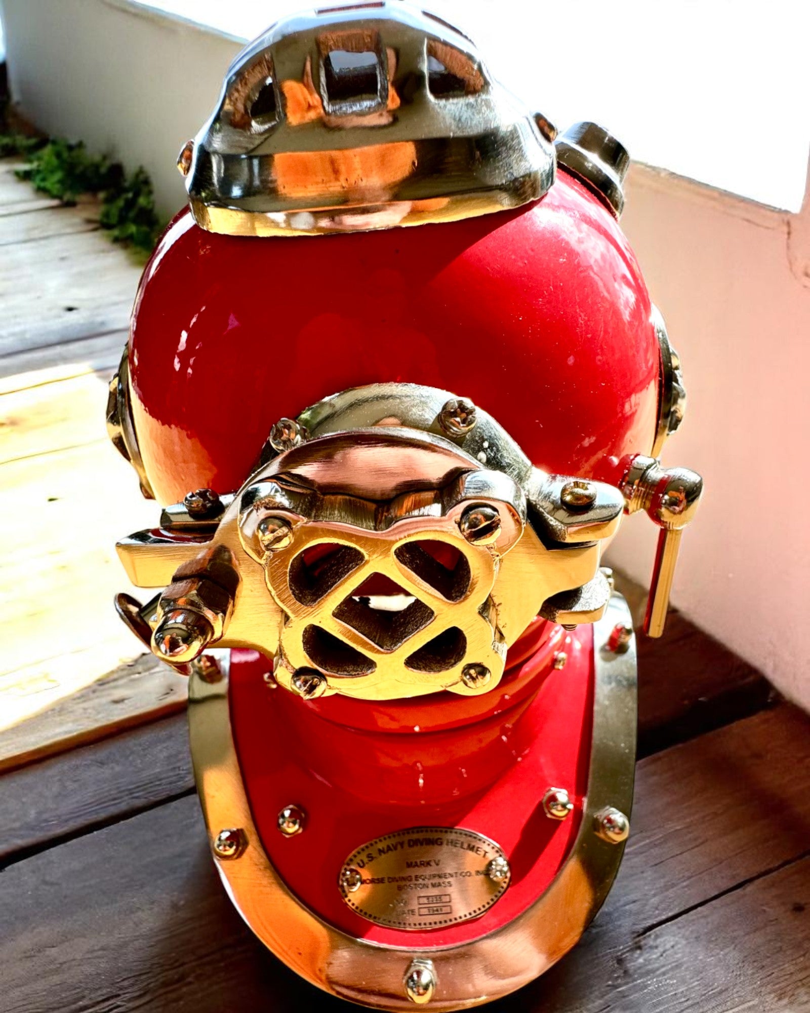 Casco del Descubridor de las Profundidades - Edición de Coleccionista con Opción de Grabado, 35 cm, regalo para bombero o buzo