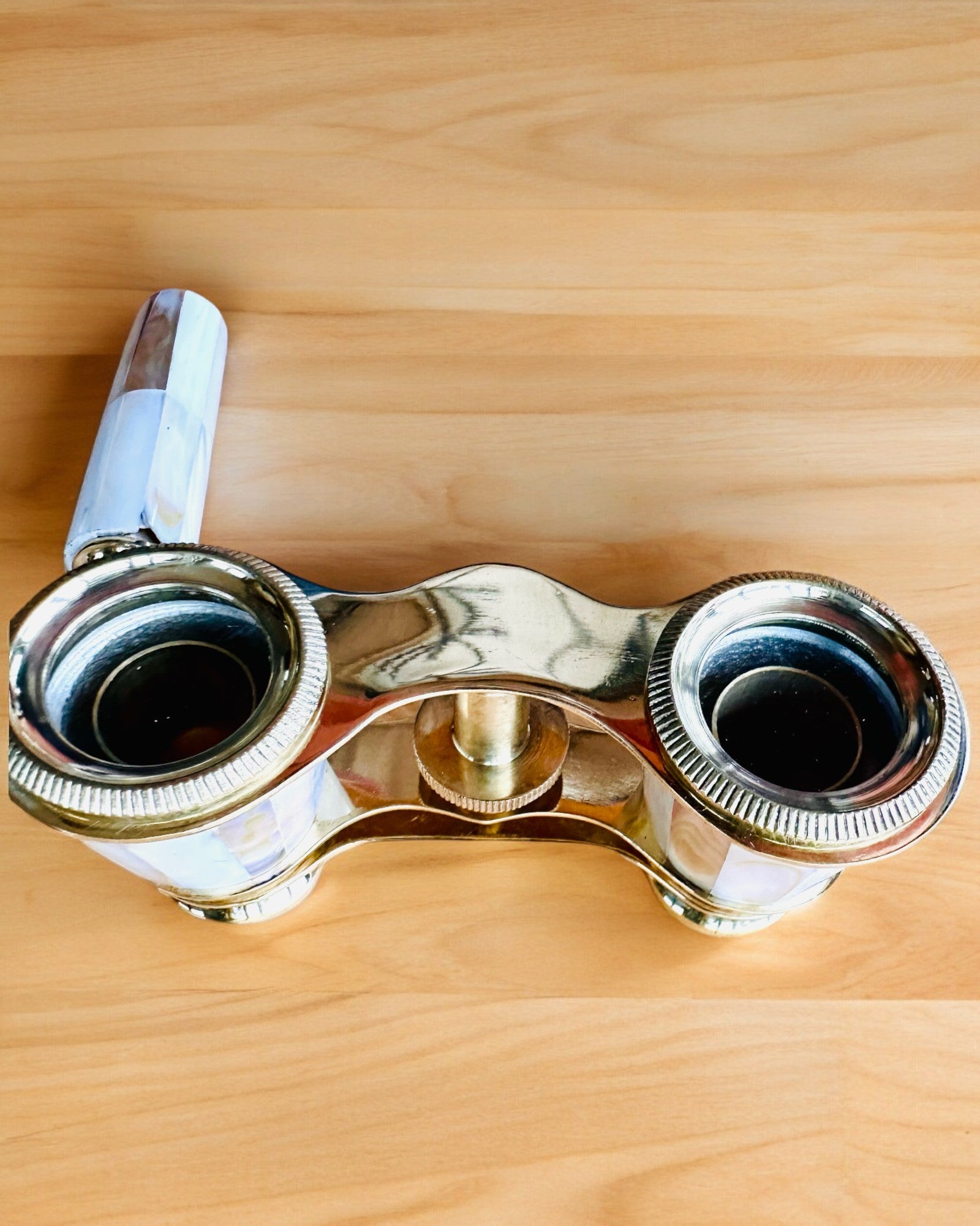 Teatriniai žiūronai „Elegancija“, binokliai - galimybė personalizuoti graviravimu kaip dovaną