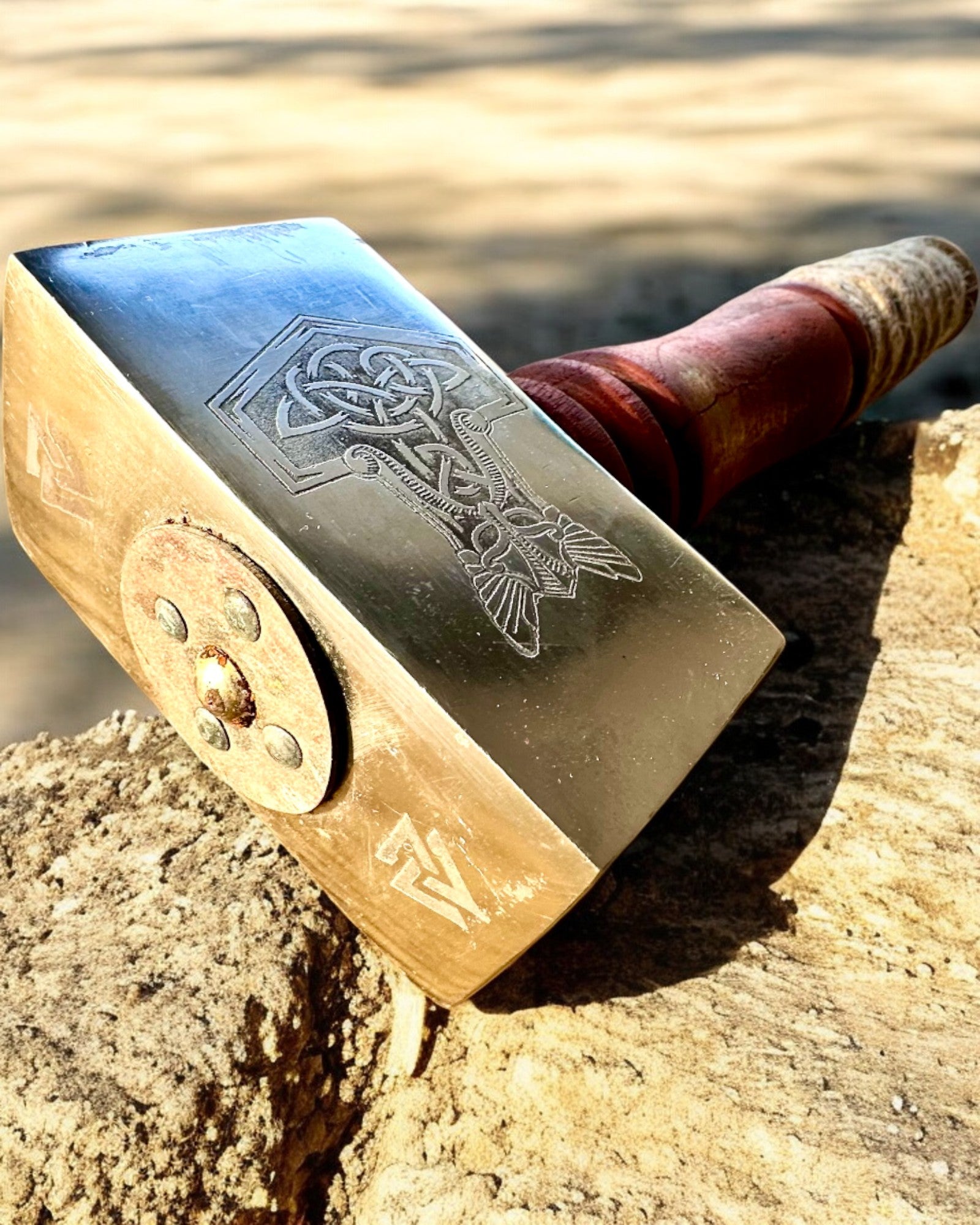 Mjölnir Hammer of the Skalds – 33 cm, Hand-Forged Viking Hammer with Engraving Option