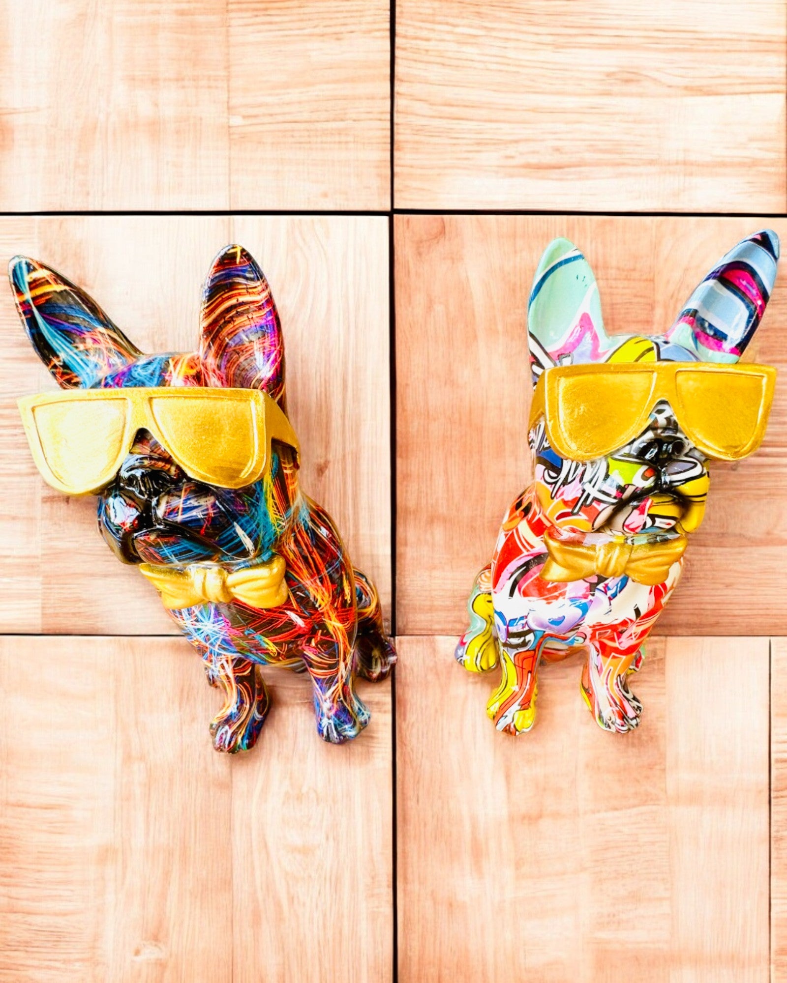 Кольоровий Бульдог з Окулярами - Унікальна Декорація Інтер'єру, декоративна фігурка на подарунок, персоналізація гравіюванням