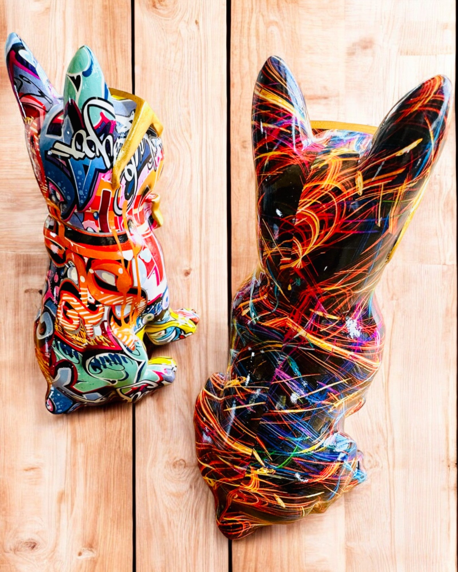 Кольоровий Бульдог з Окулярами - Унікальна Декорація Інтер'єру, декоративна фігурка на подарунок, персоналізація гравіюванням