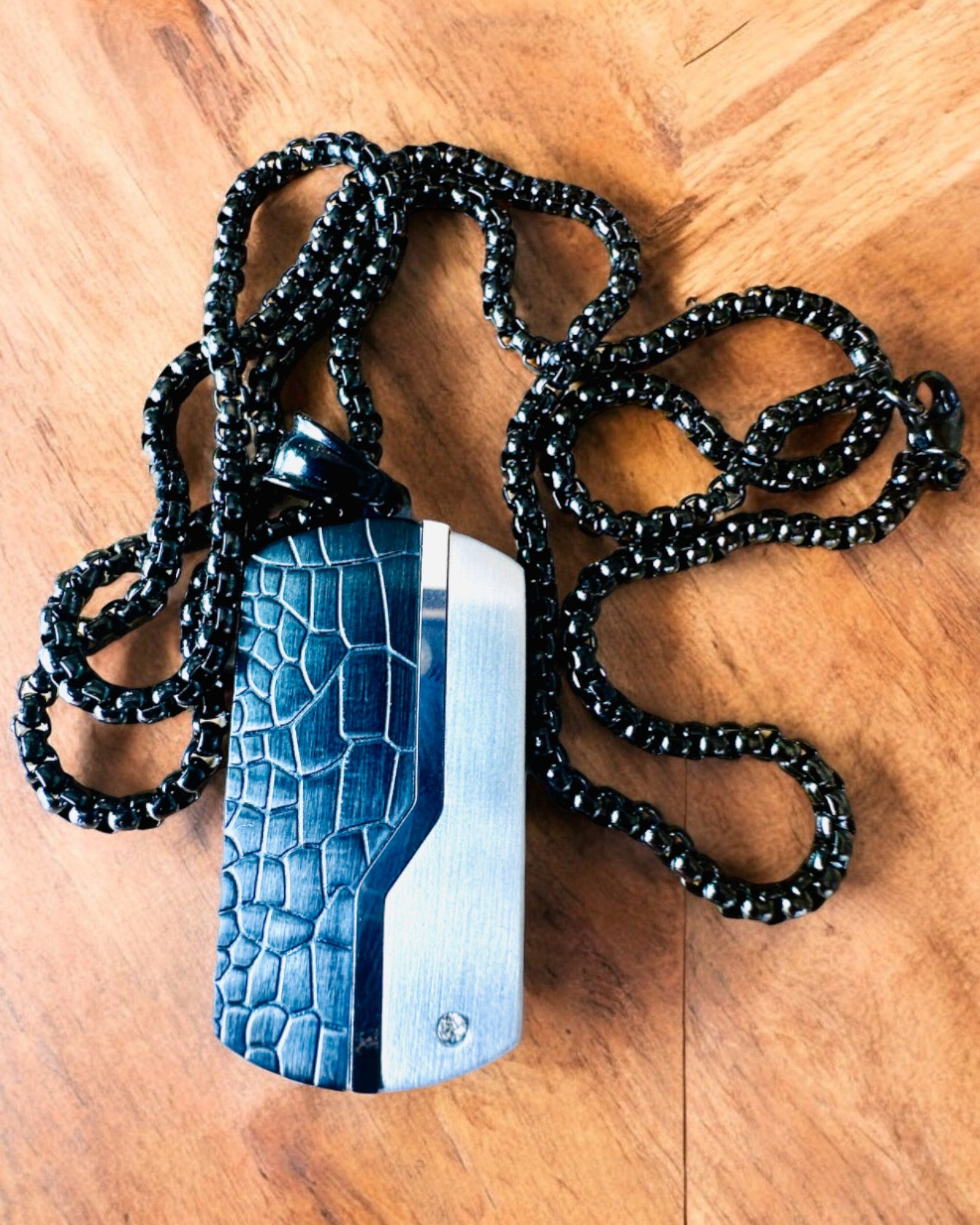 Muška ogrlica Dog Tag „SteelVision” – nehrđajući čelik, 15 varijanti, personalizacija gravurom