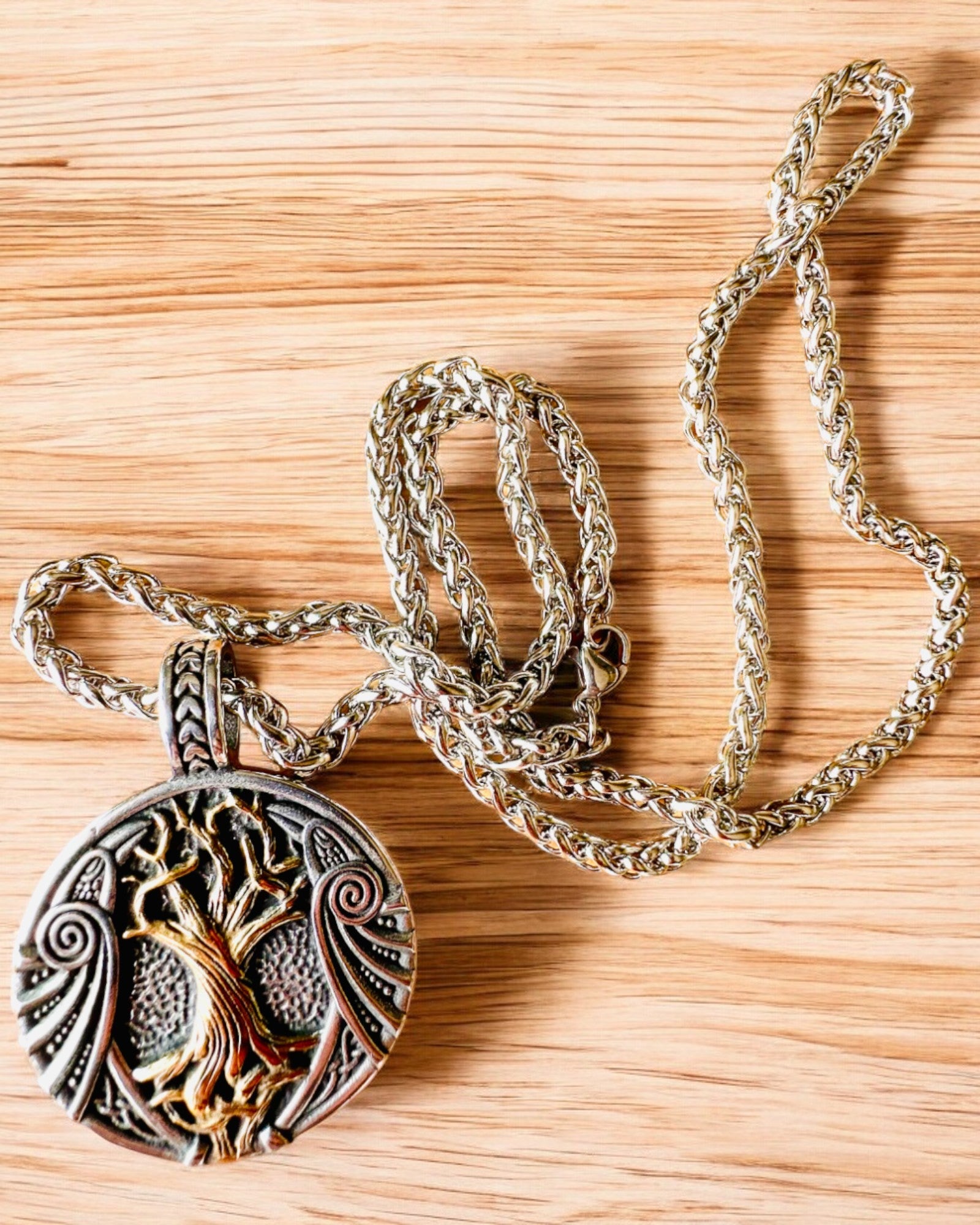 Намисто "Дерево Життя" з нержавіючої сталі з персоналізацією, з символом Aegishjalmur (Шолом Жаху)