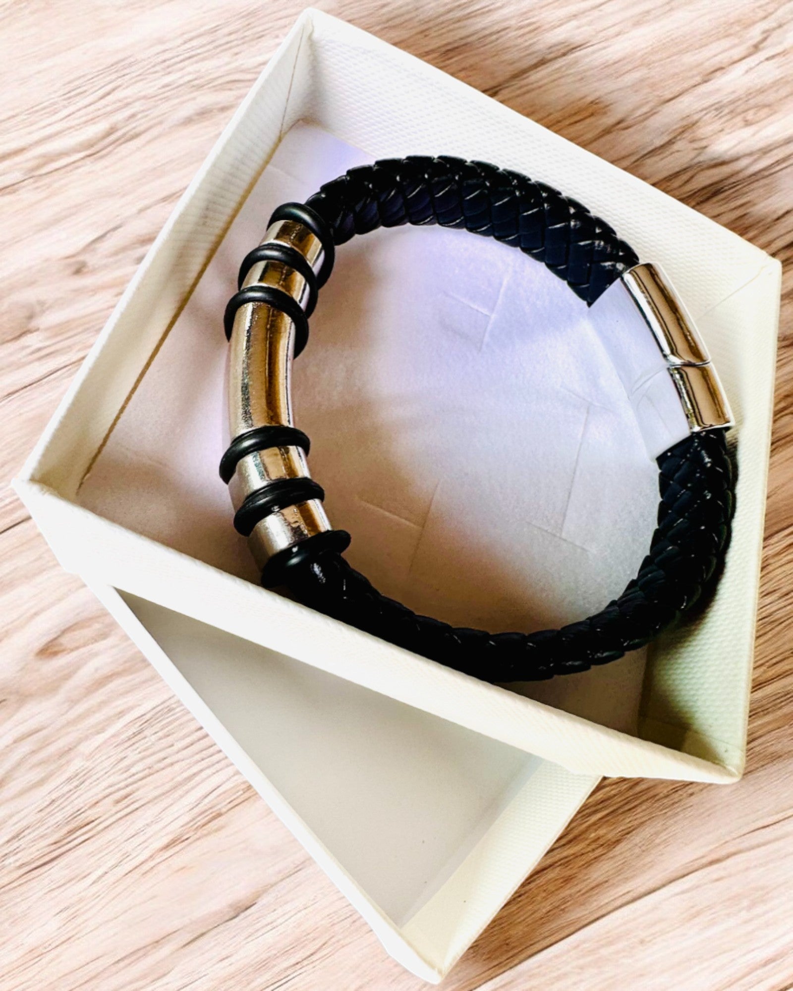 Модний браслет Hip Hop для чоловіків з гравіюванням на замовлення та магнітною застібкою – оберіть стиль зі срібними або золотими акцентами, 22 см шкіра PU