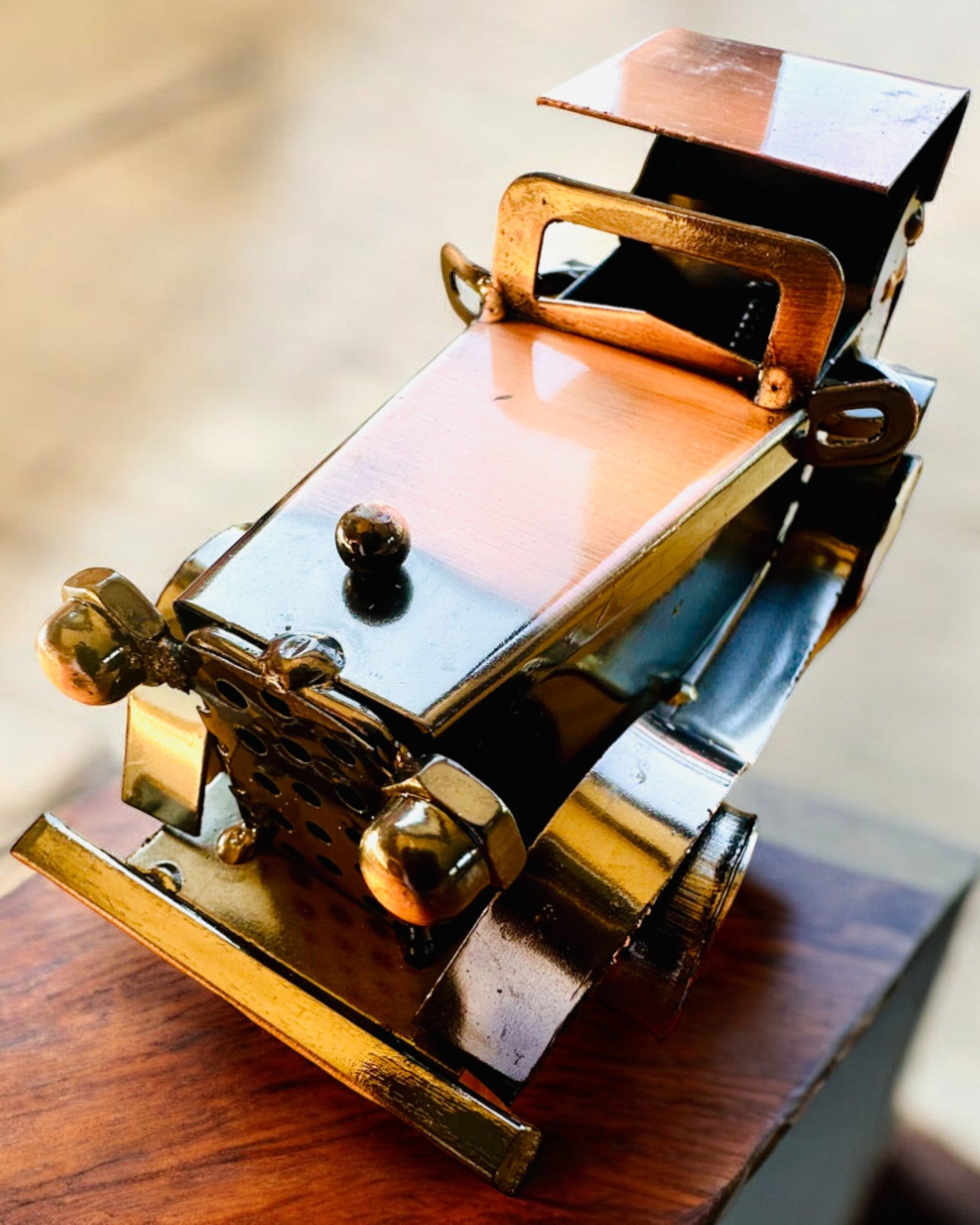 Retro Carro clássico, automóvel, de Ferro - Coleção "Vintage Drive", modelo de carro, personalização com gravação para presente