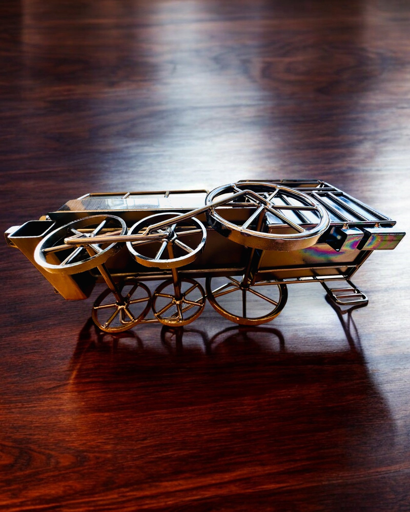 Локомотив з заліза «Retro Express» – декорація, модель, ручної роботи з можливістю гравірування на подарунок