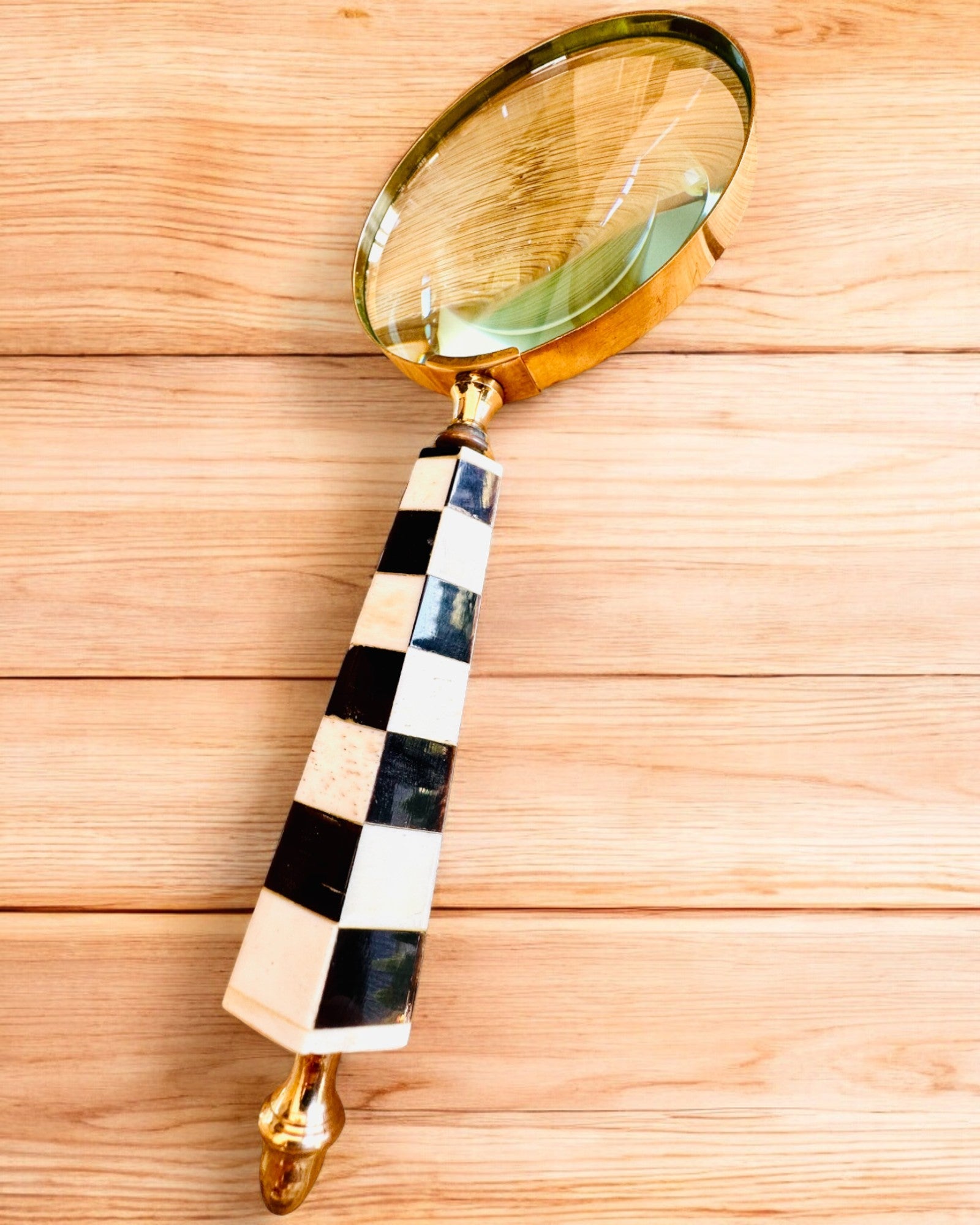 Large Retro Magnifying Glass, personalization option for a gift with engraving - variants available