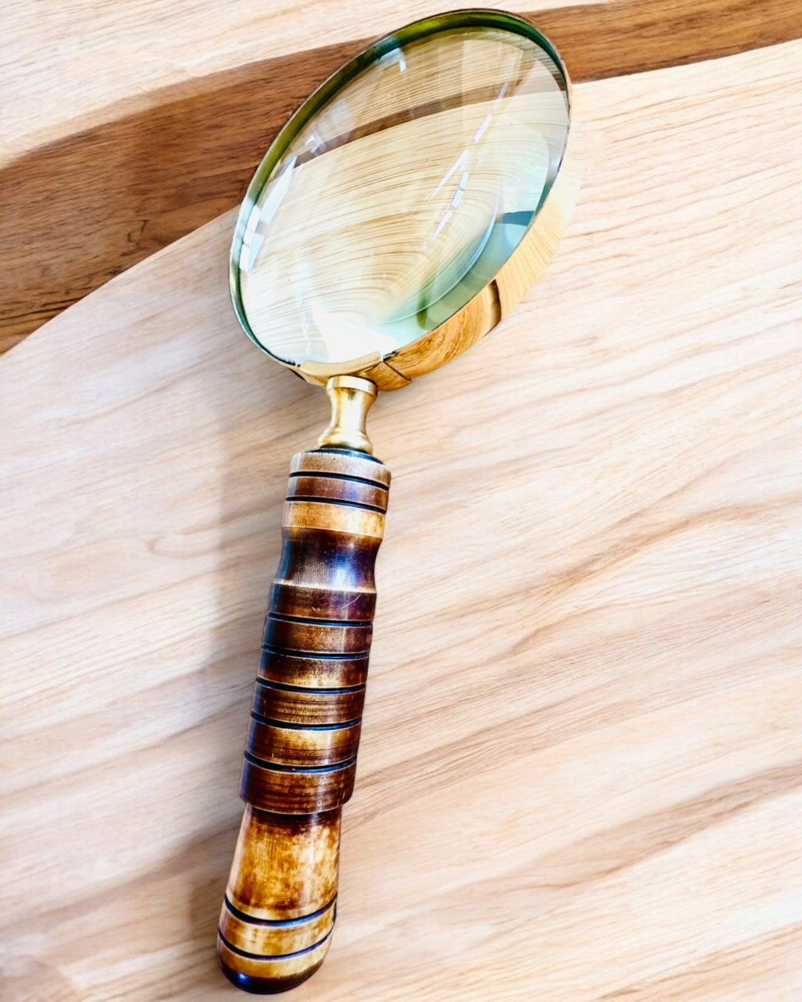 Large Retro Magnifying Glass, personalization option for a gift with engraving - variants available