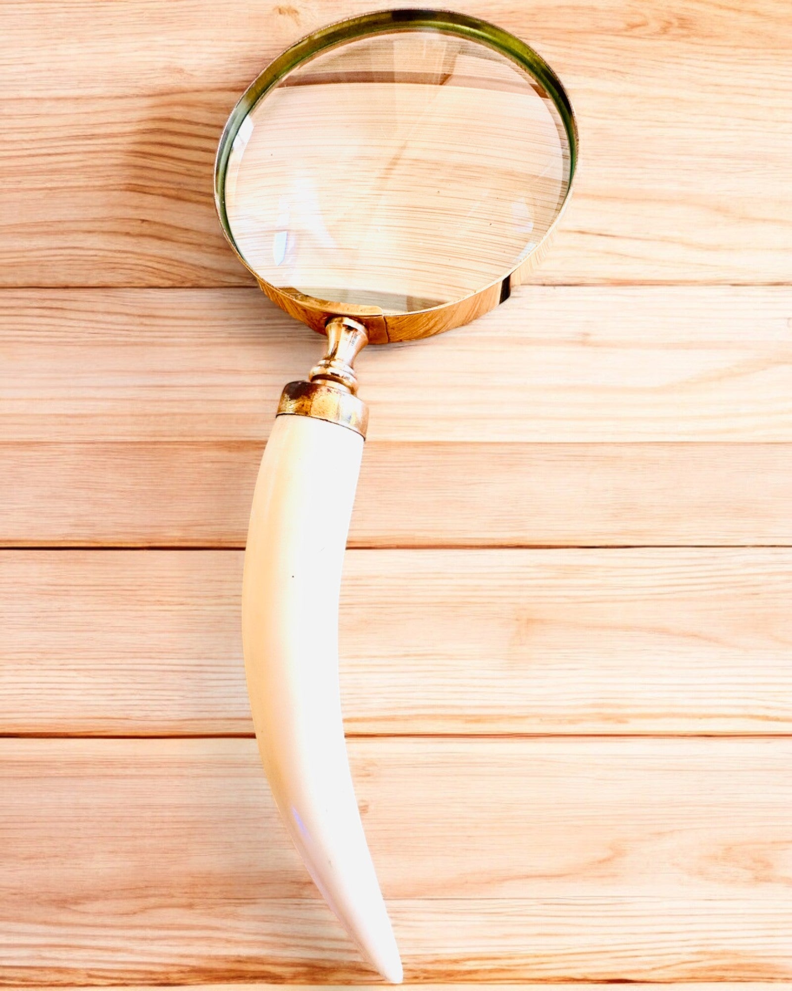 Large Retro Magnifying Glass, personalization option for a gift with engraving - variants available