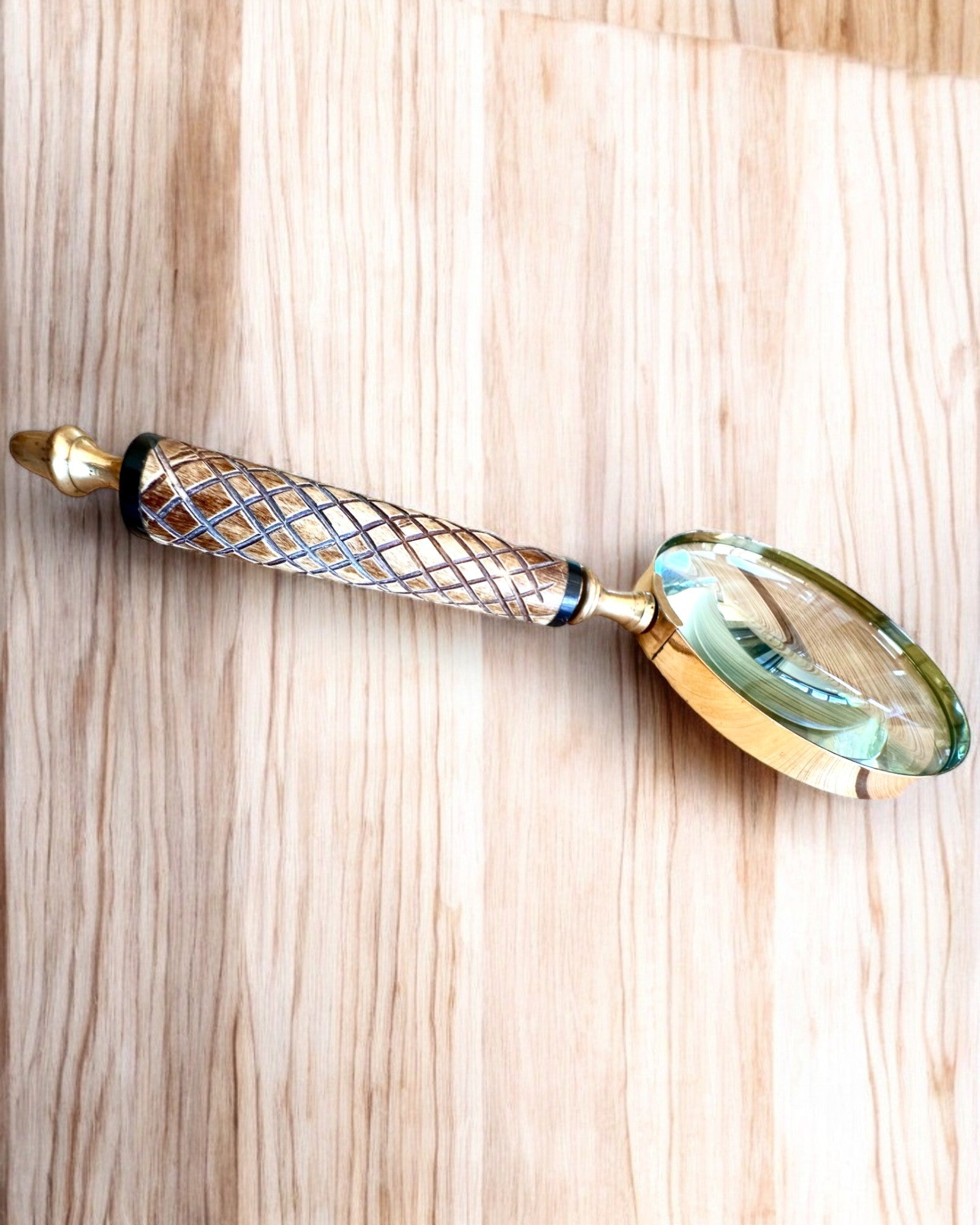 Large Retro Magnifying Glass, personalization option for a gift with engraving - variants available