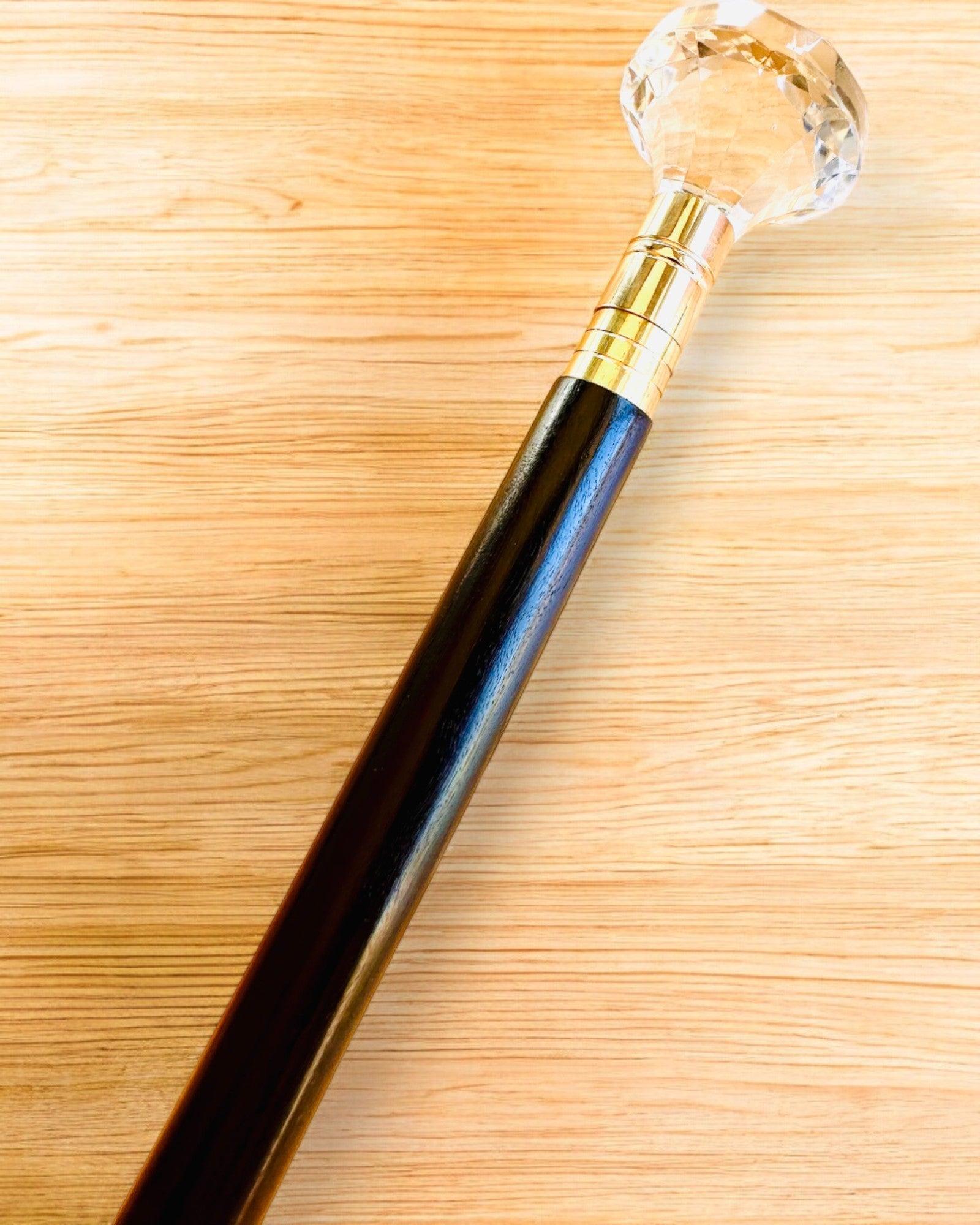 Тростина для прогулянок "Білий Діамант" - Дерев'яна Ручної роботи, можливість гравіювання