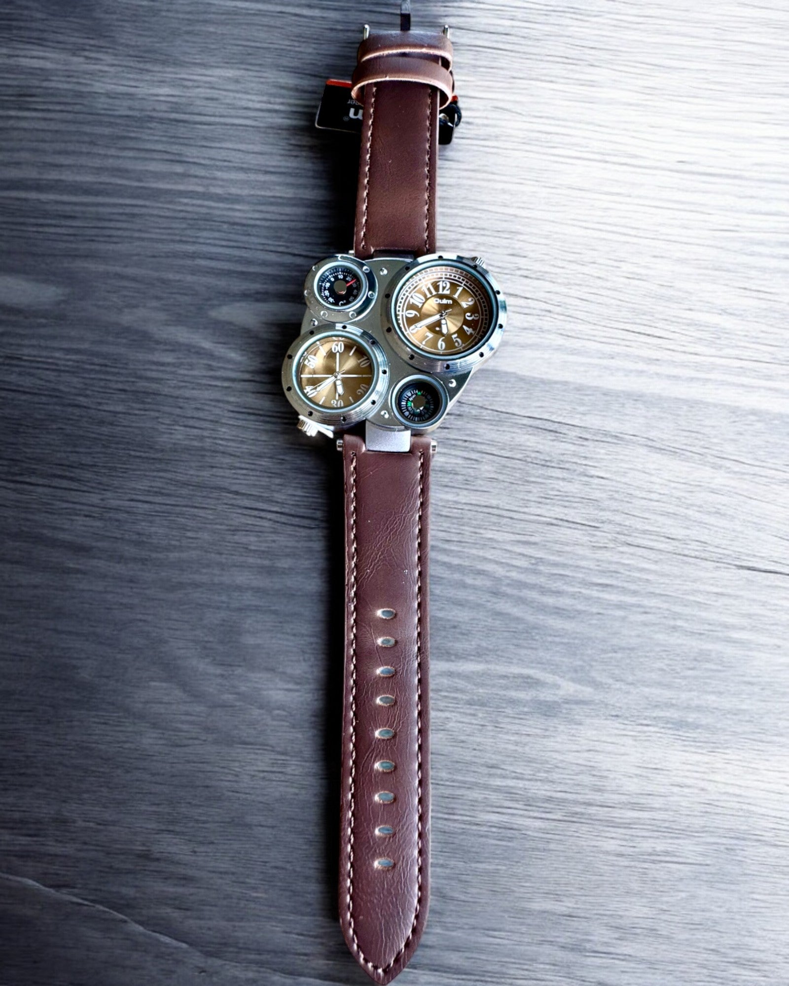 Ceas Survival „Explorer 4in1”, posibilitate de personalizare cu gravură pentru cadou