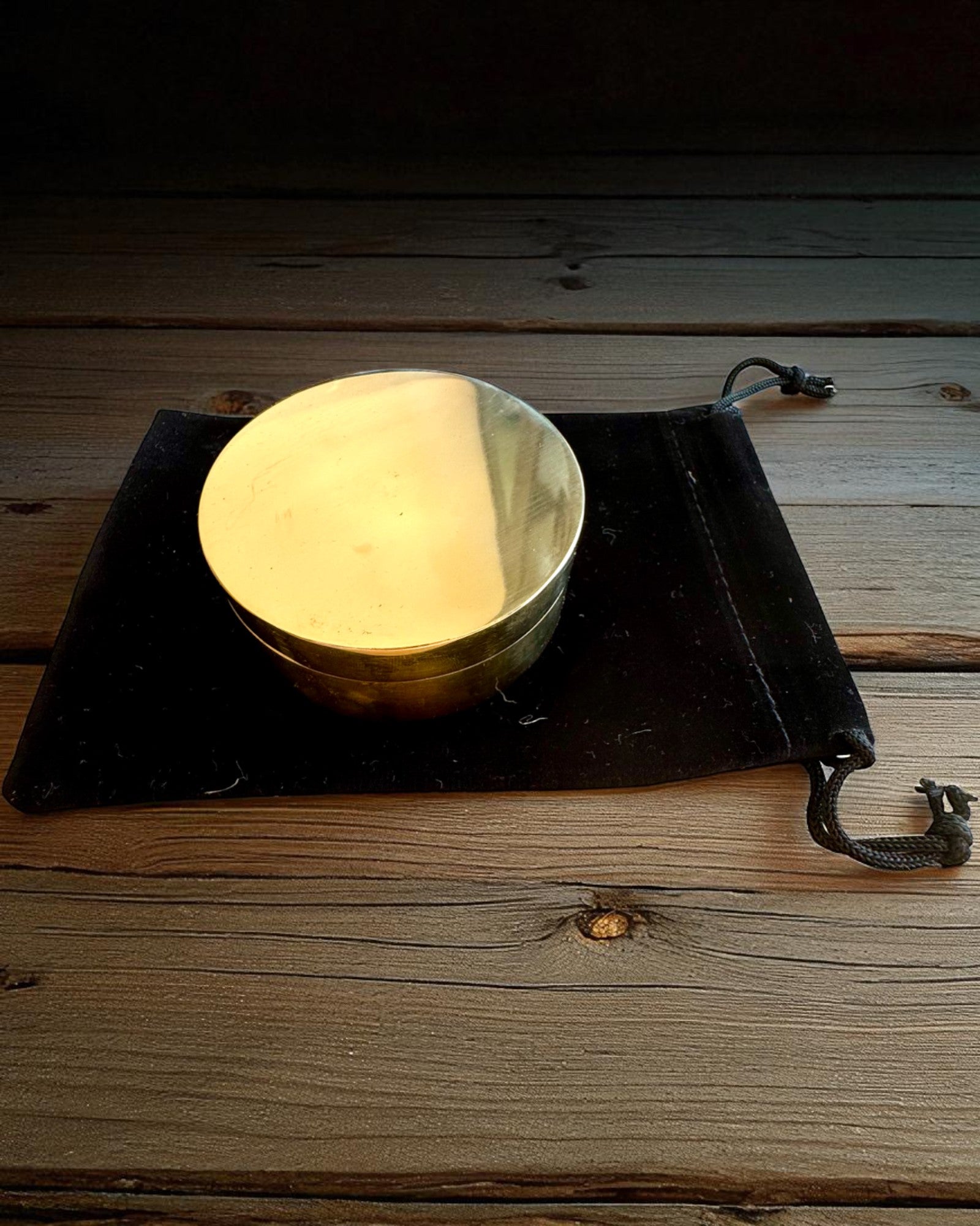 Busolă solară Voyager 7cm – ceas solar din alamă cu busolă, personalizare cu gravură pentru cadou