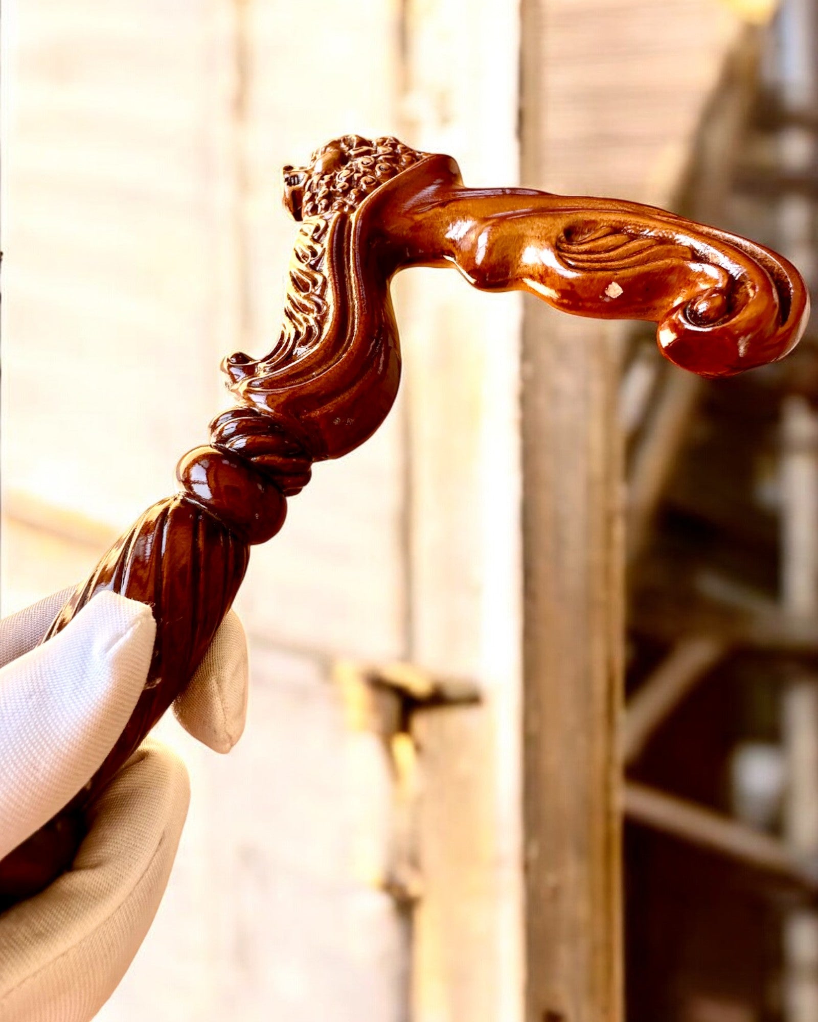 Дерев'яна тростина "Король Джунглів", можливість персоналізації гравіюванням