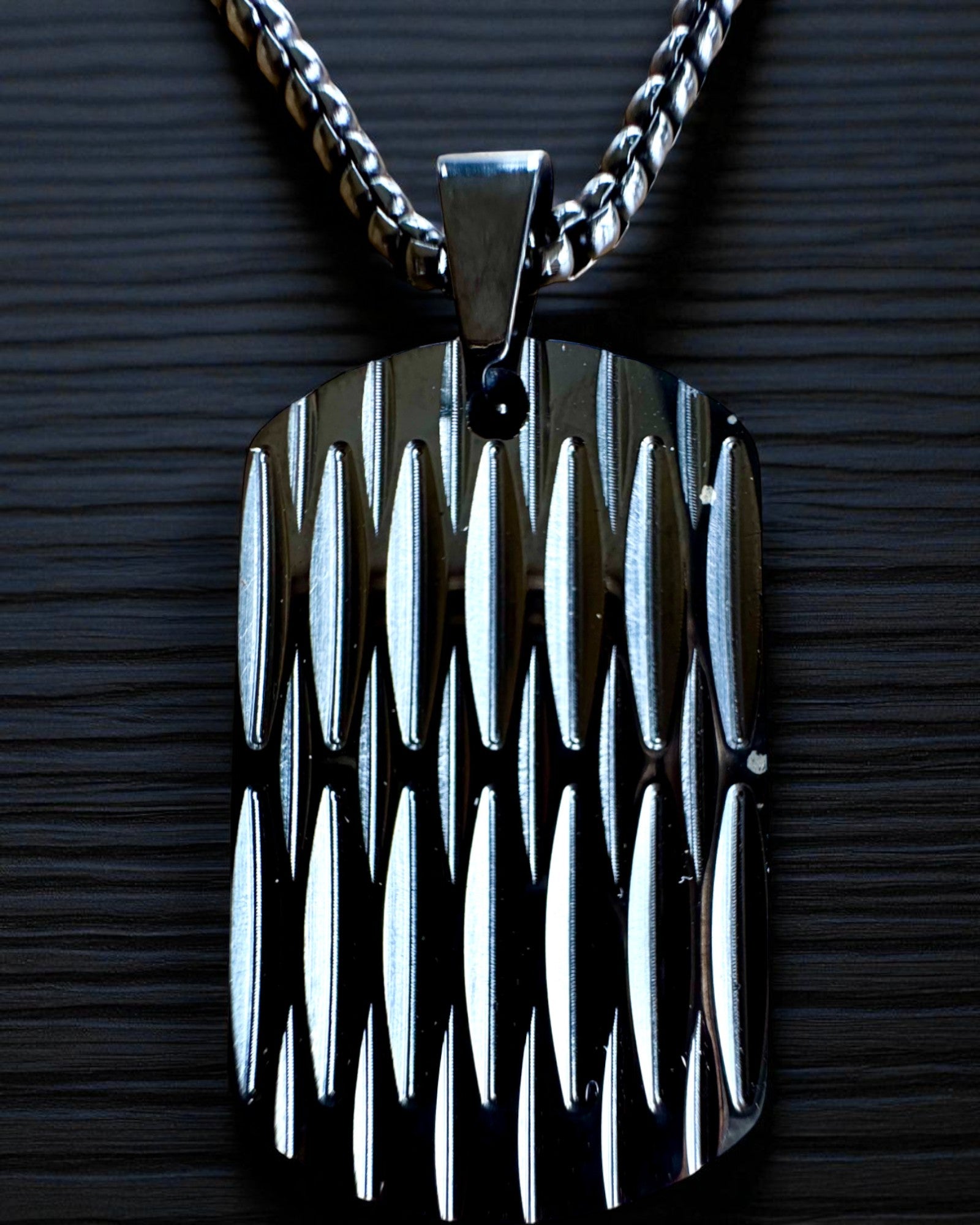 Muška ogrlica Dog Tag „SteelVision” – nehrđajući čelik, 15 varijanti, personalizacija gravurom