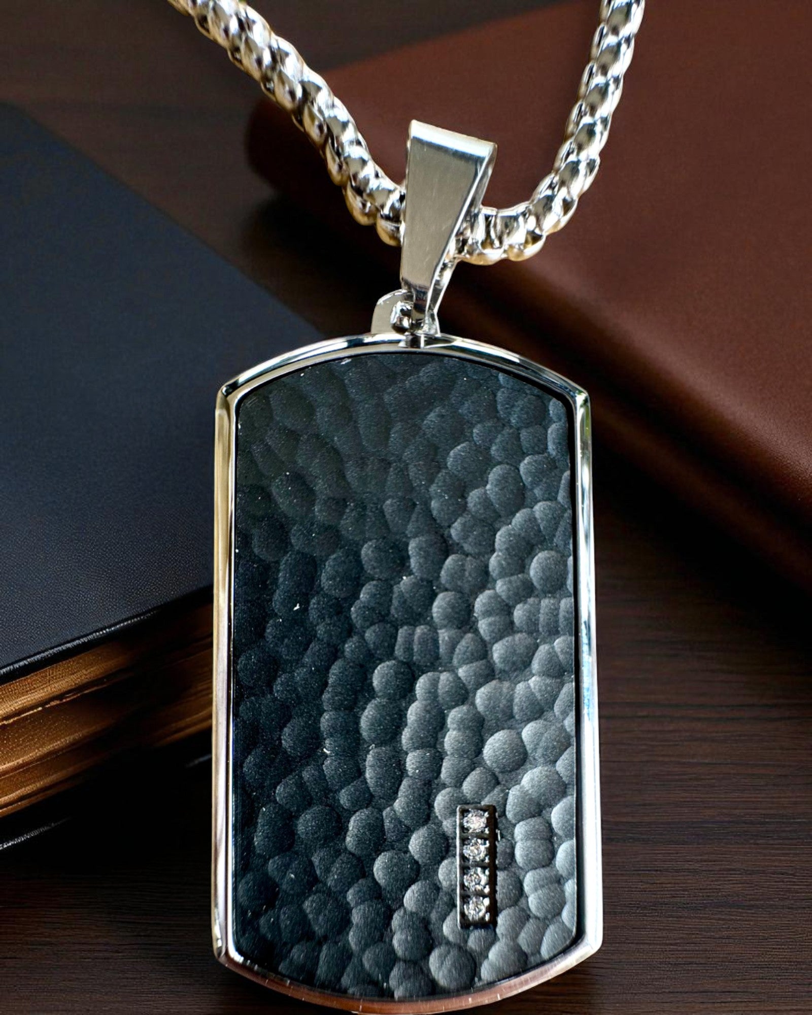 Muška ogrlica Dog Tag „SteelVision” – nehrđajući čelik, 15 varijanti, personalizacija gravurom