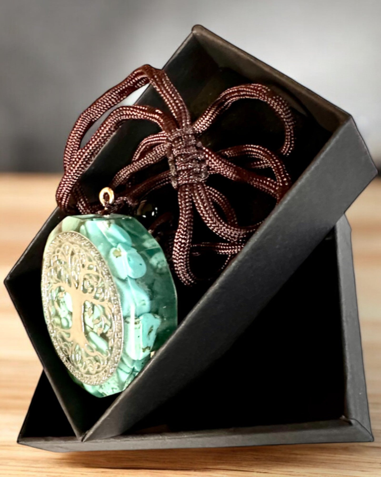 Амулет "Дерево Життя" з бірюзою – Ваша особиста сила, намисто на подарунок, персоналізація гравіюванням