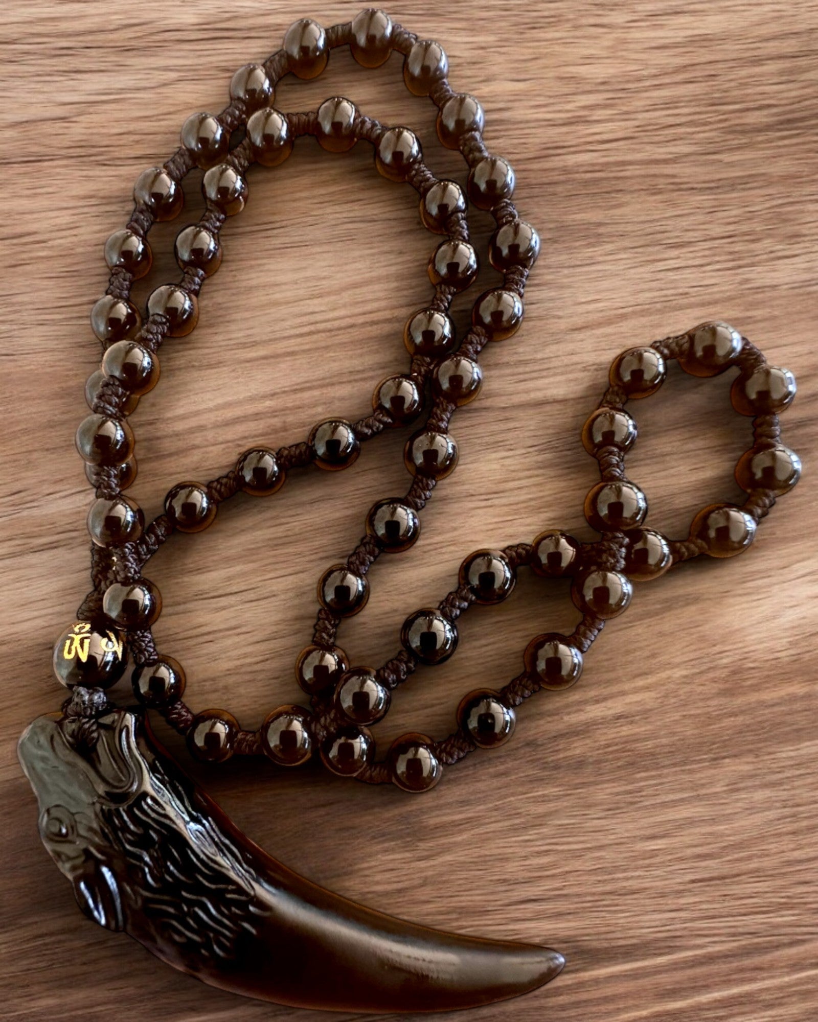 Вовчий Зуб Нефритовий - Амулет Сили та Захисту, можливість персоналізації гравіюванням на подарунок