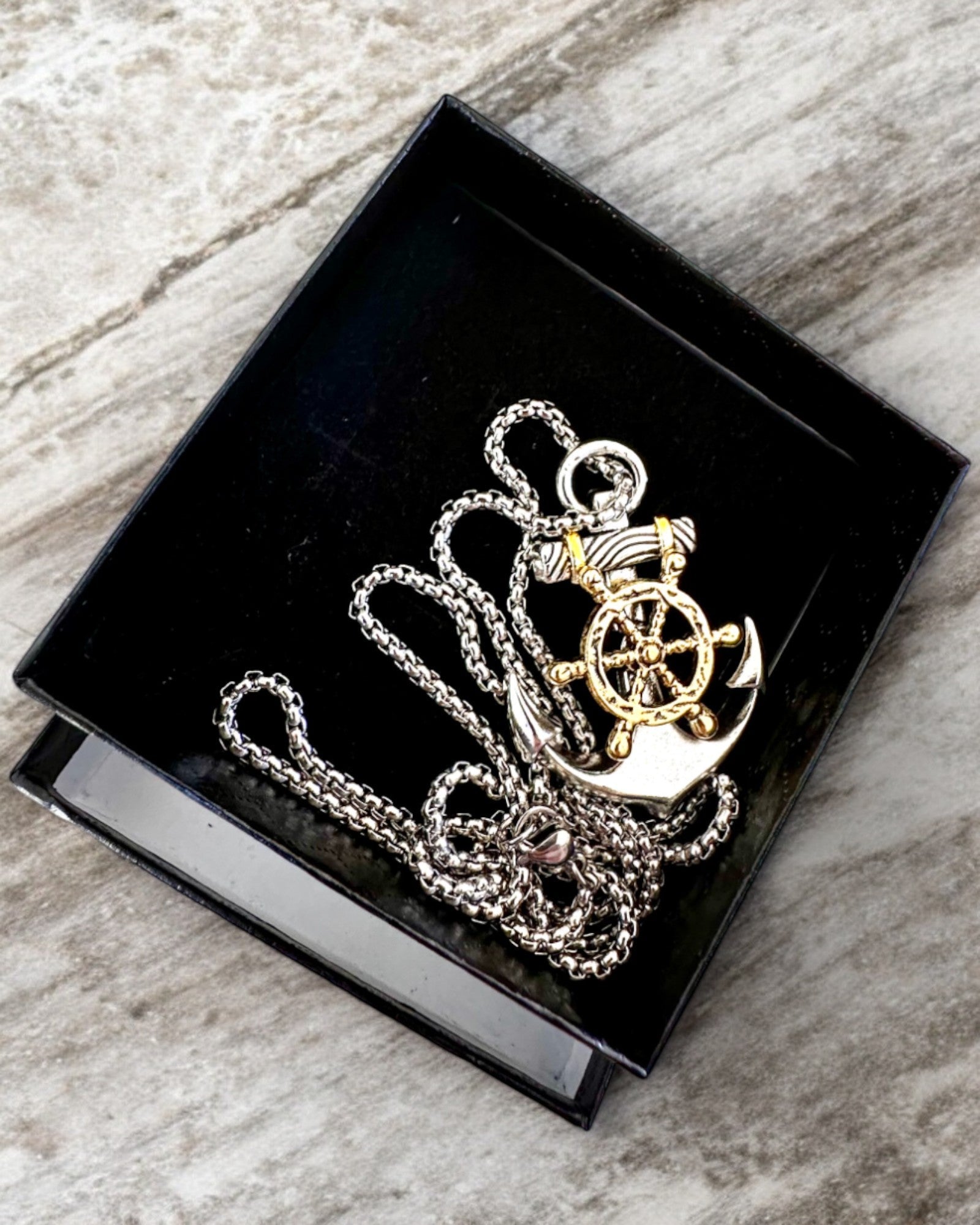 Амулет Морський Якір Капітана, намисто з опцією гравіювання на подарунок