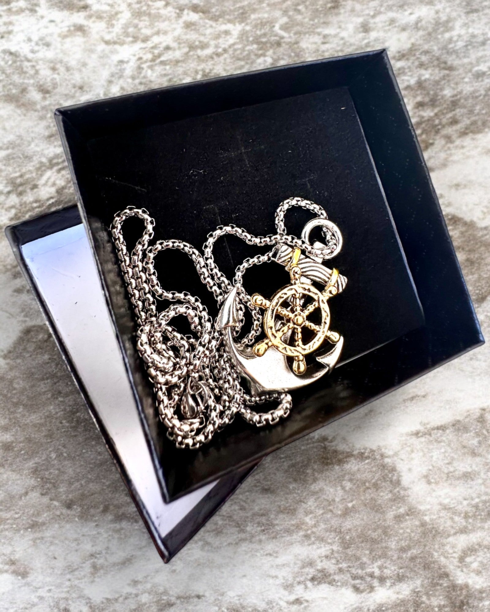 Амулет Морський Якір Капітана, намисто з опцією гравіювання на подарунок