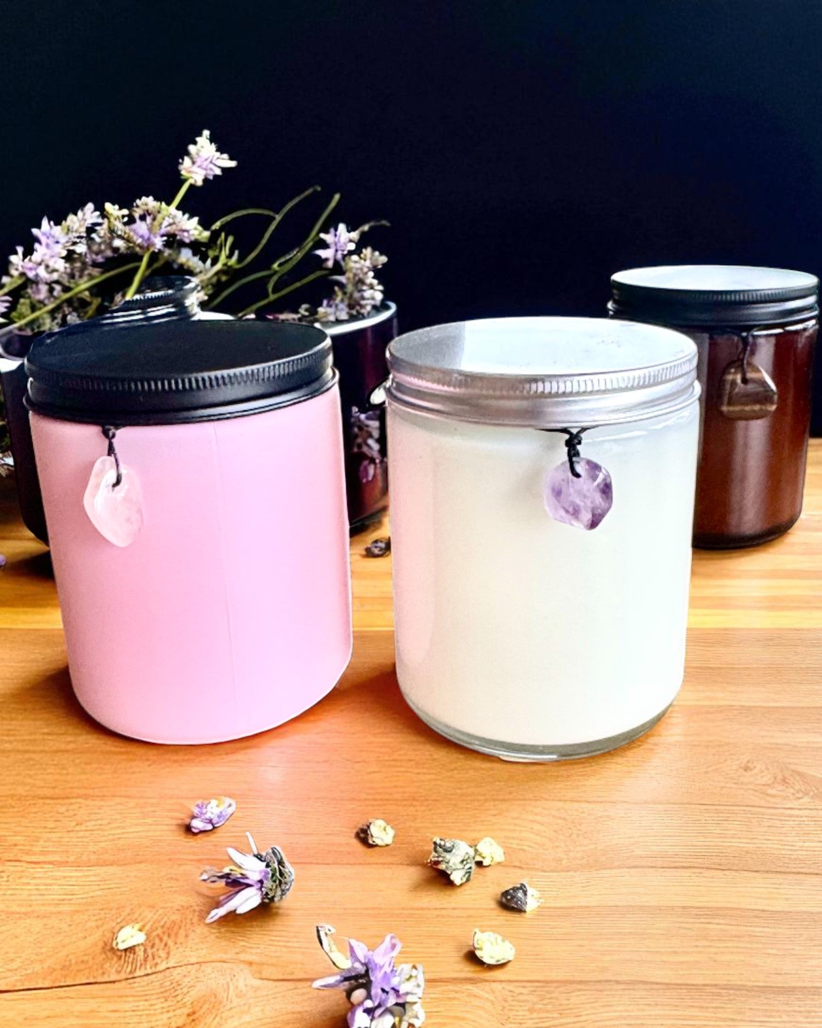 Sojas vaska svece ar nodomu Rozā kvarcs – mīlestība, harmonija un sirds miers, 250 ml, iespēja personalizēt dāvanai