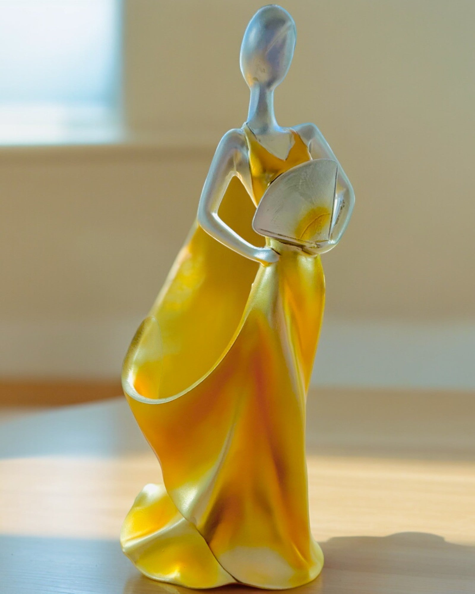 Suport Elegant pentru Sticlă - Statuia Doamnei - personalizare cu gravură, 2 variante la alegere