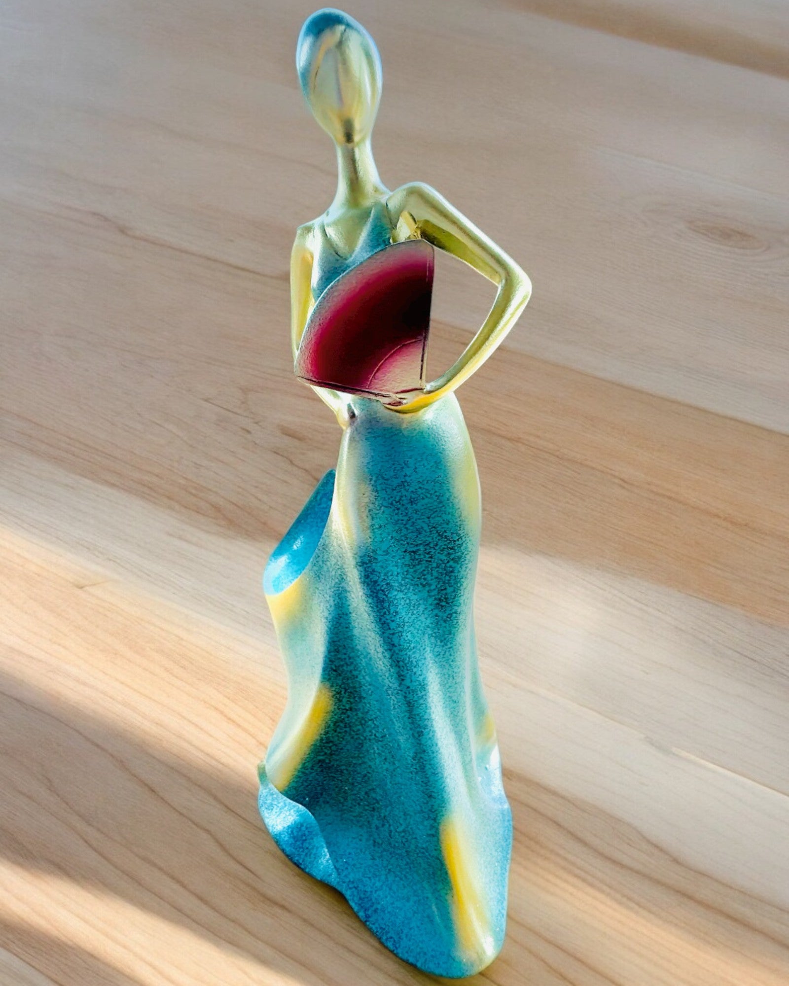 Suport Elegant pentru Sticlă - Statuia Doamnei - personalizare cu gravură, 2 variante la alegere