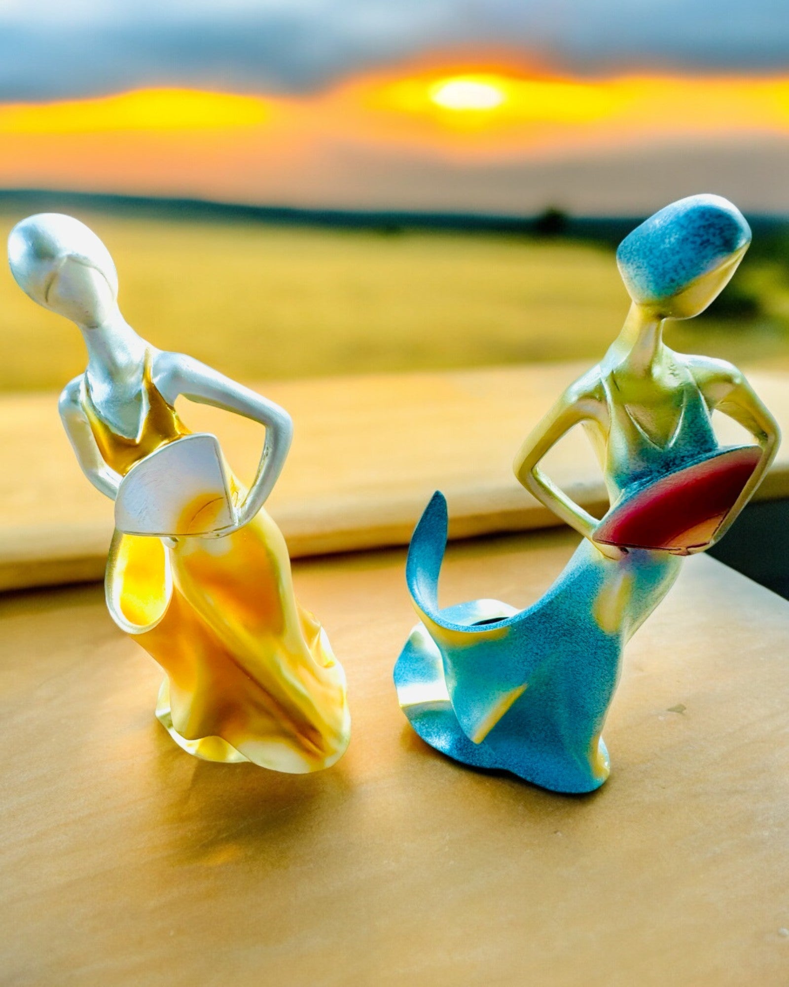 Suport Elegant pentru Sticlă - Statuia Doamnei - personalizare cu gravură, 2 variante la alegere