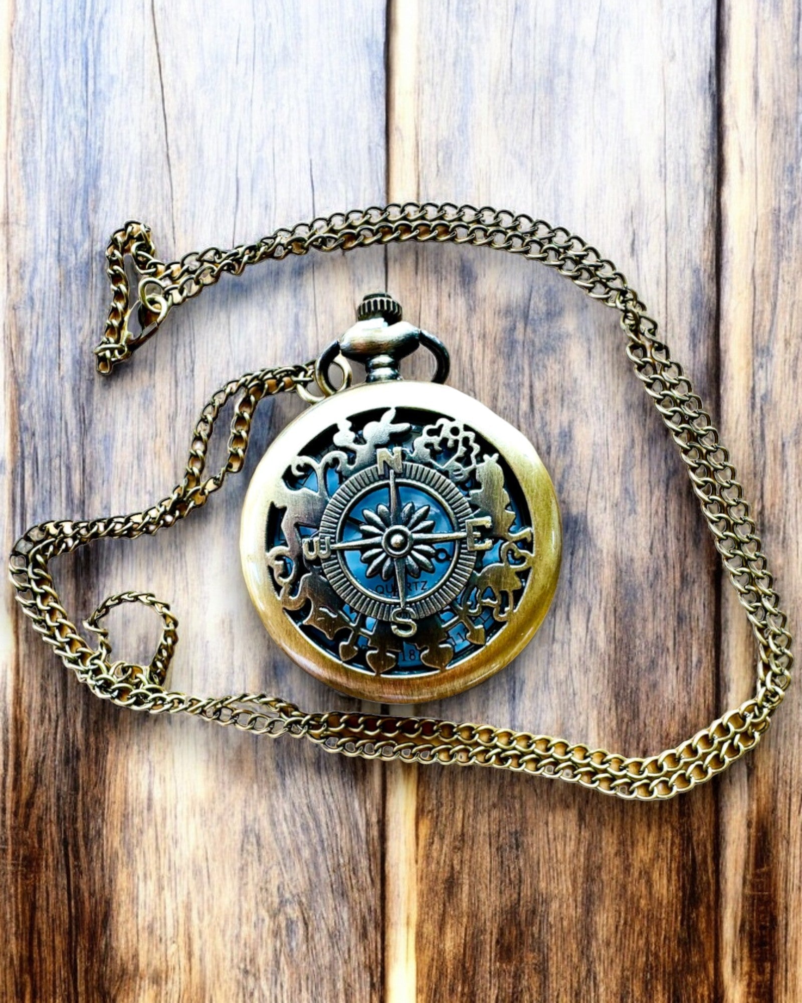 Antique Pocket Watch with Compass Motif and Chain, Quartz, personalization with engraving