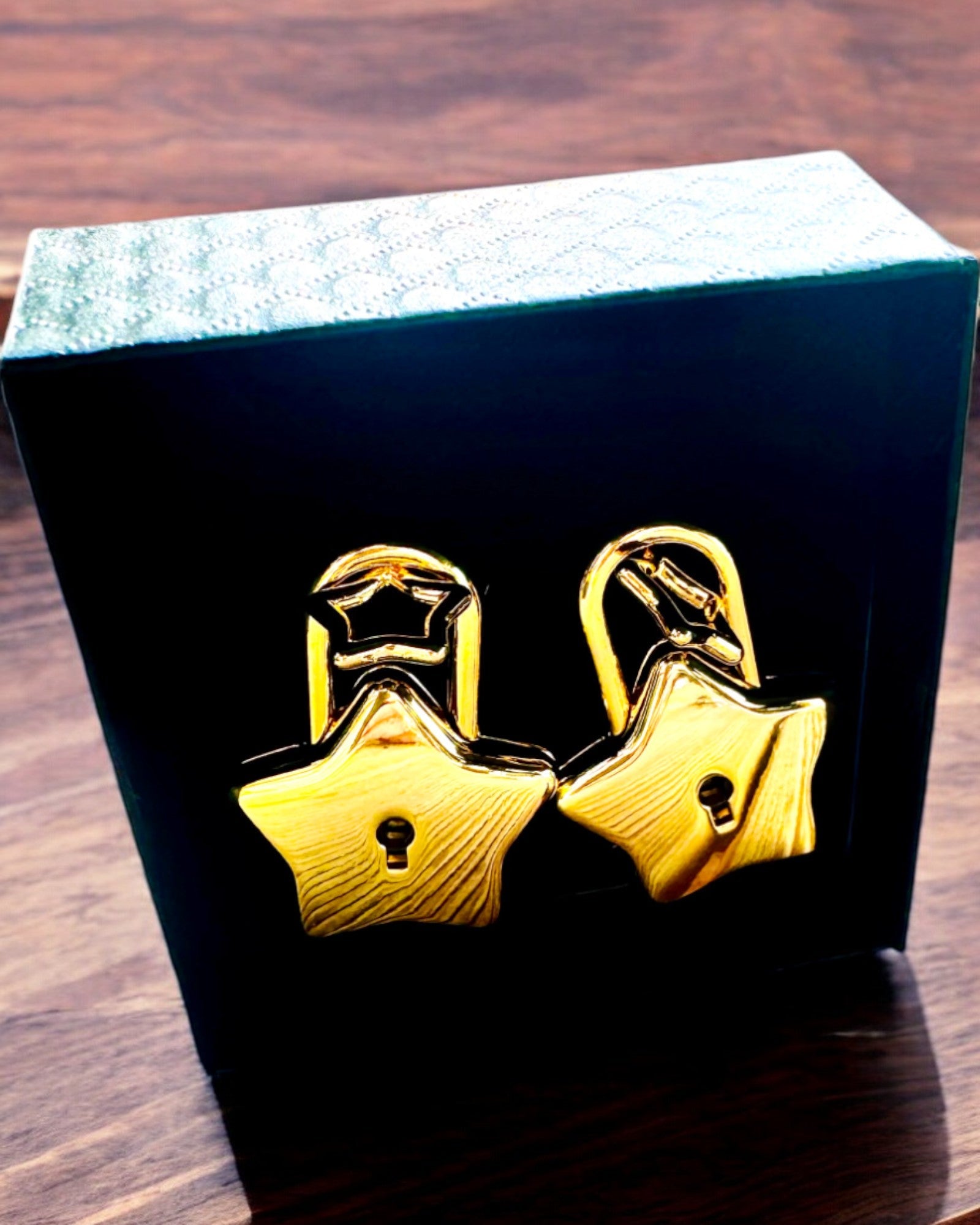 2 Mini Lacăte Stelare cu Gravură – Protejează-ți Visurile, personalizate pentru cadou, 2 variante de culoare disponibile