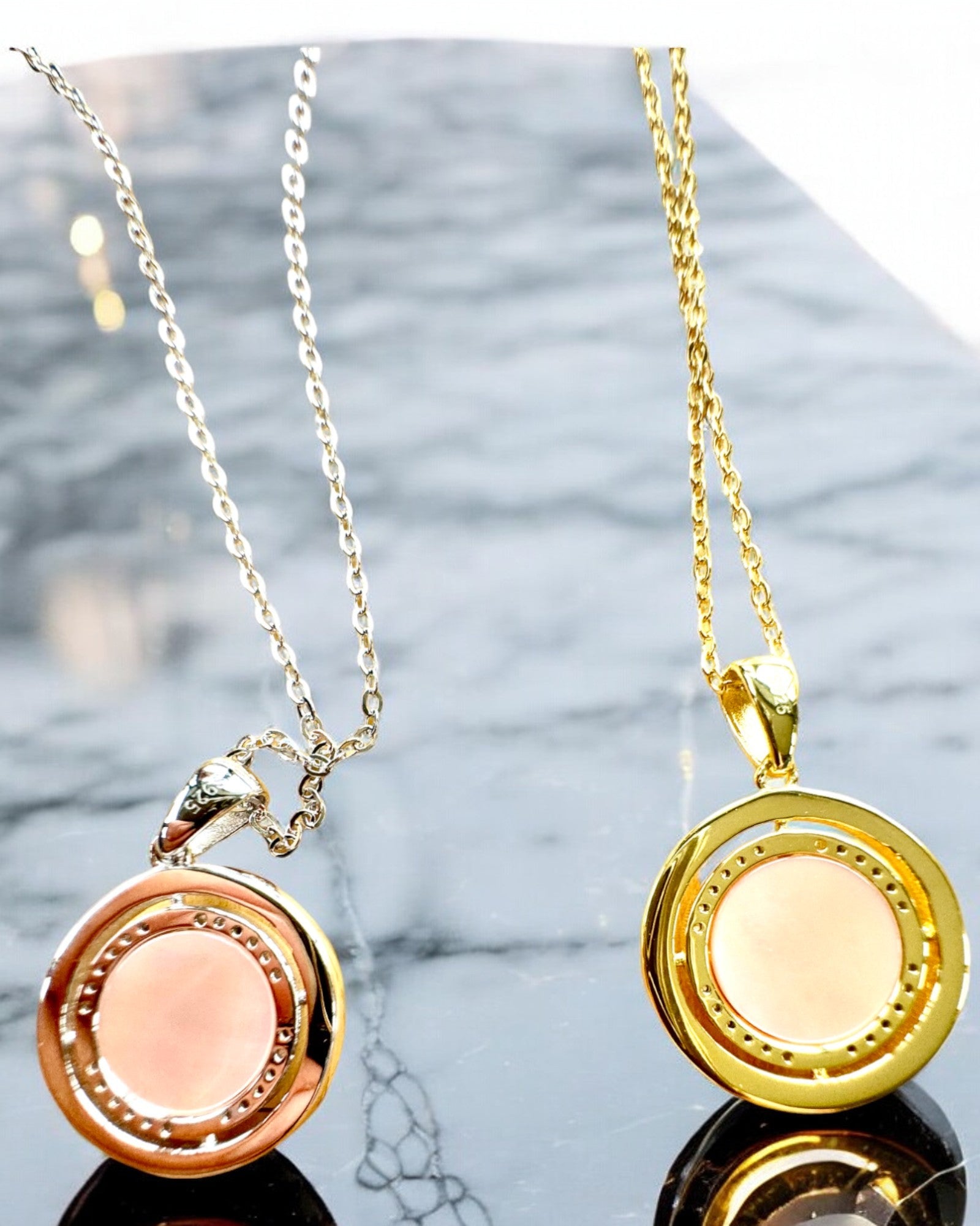 Кулон Компас "Зоряний Напрямок", можливість персоналізації гравіюванням, 2 варіанти кольору на вибір