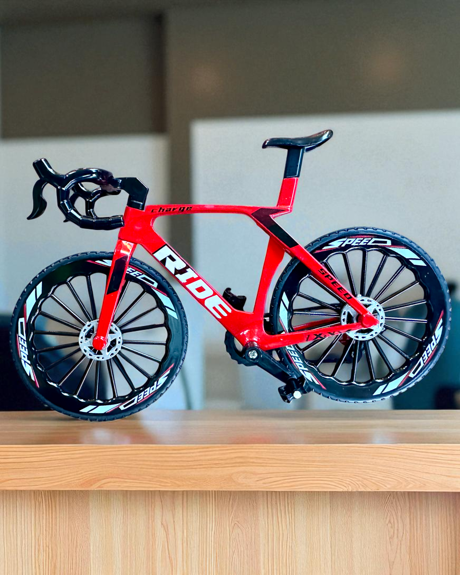 Міні-велосипед «Speedster» – колекційна модель з можливістю гравіювання, 2 варіанти на вибір