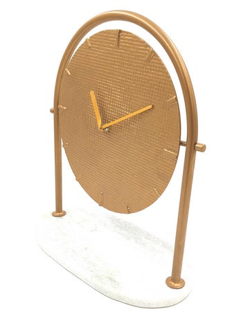 Ceas metalic rotund pe bază de marmură - 4130