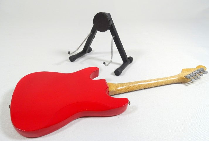 Mini kytara ve stylu Dire Straits Mark Knopfler MGT-0581