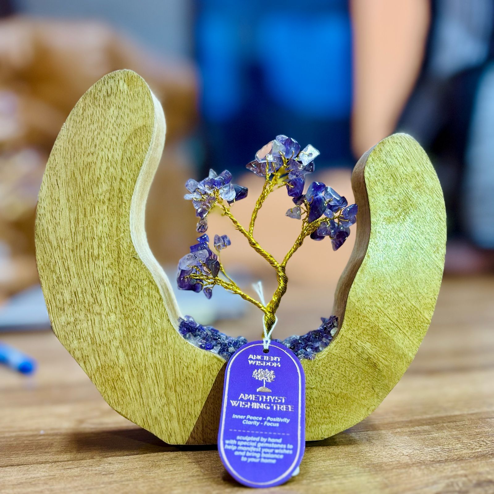 Amethyst Tree Garden made of Mango Wood - Handcrafted Tree with 60 Amethyst Stones, Perfect Gift - Height 17 cm, Symbol of Peace and Protection