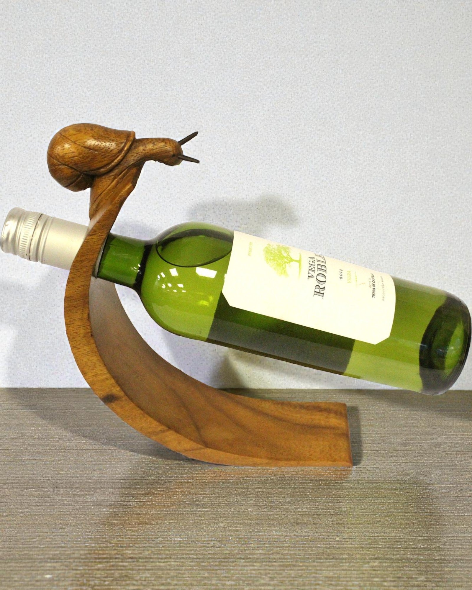 Sommelier’s Snail – Hand-Carved Balancing Wine Bottle Holder Made of Suar Wood
