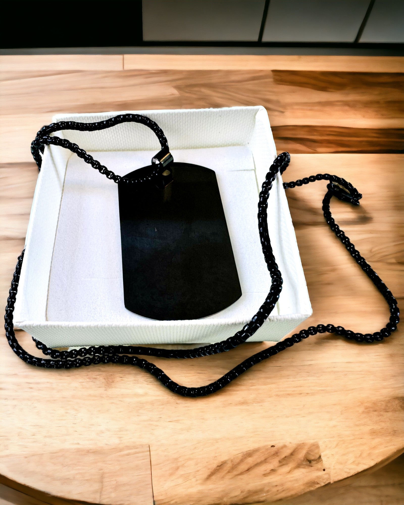 Colier cu Dog Tag „Trei Nuante de Stil” - Placă de Identificare - Pandantiv Elegant din Oțel Inoxidabil cu Opțiune de Gravare