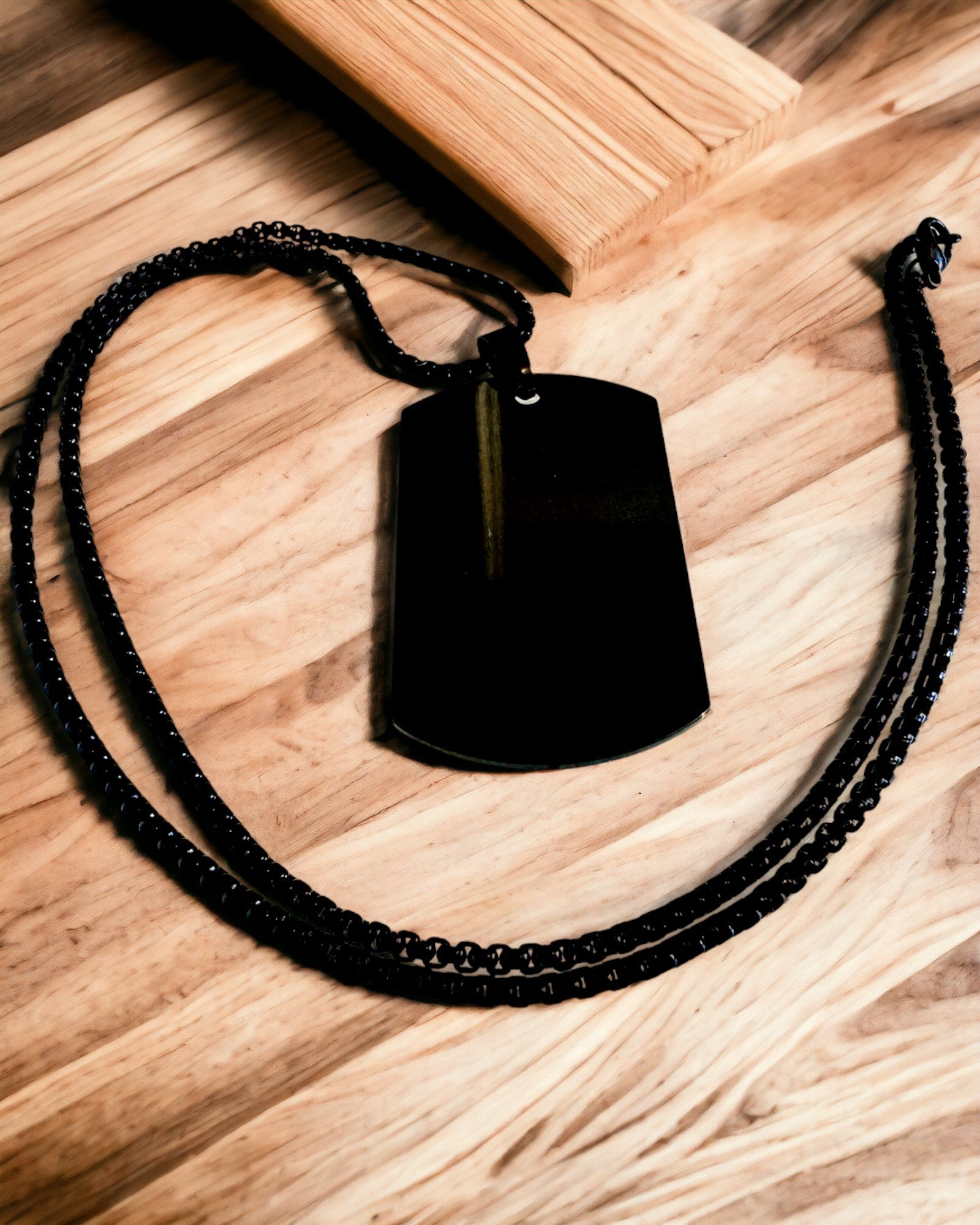 Colier cu Dog Tag „Trei Nuante de Stil” - Placă de Identificare - Pandantiv Elegant din Oțel Inoxidabil cu Opțiune de Gravare