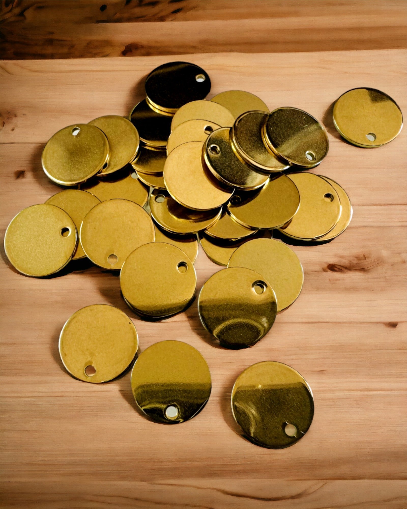 Круглий кулон з нержавіючої сталі на подарунок з можливістю персоналізації, гравіювання