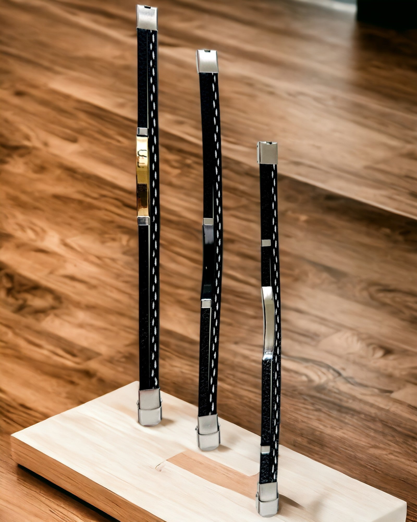 Спортивний браслет з PU шкіри та нержавіючої сталі з можливістю гравіювання – 3 кольори