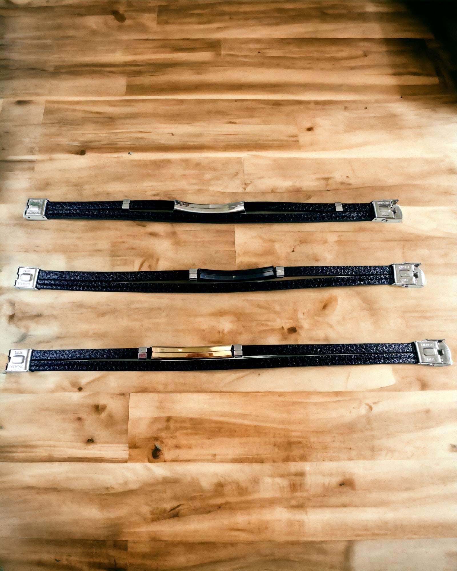 Спортивний браслет з PU шкіри та нержавіючої сталі з можливістю гравіювання – 3 кольори