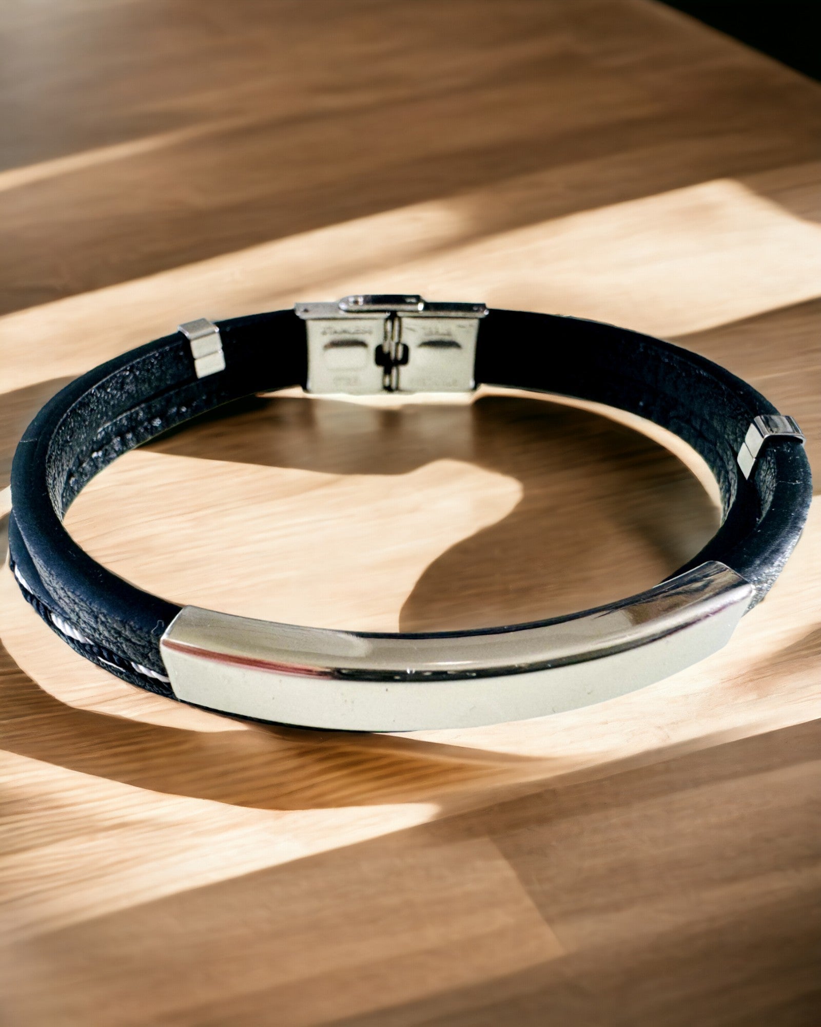 Спортивний браслет з PU шкіри та нержавіючої сталі з можливістю гравіювання – 3 кольори