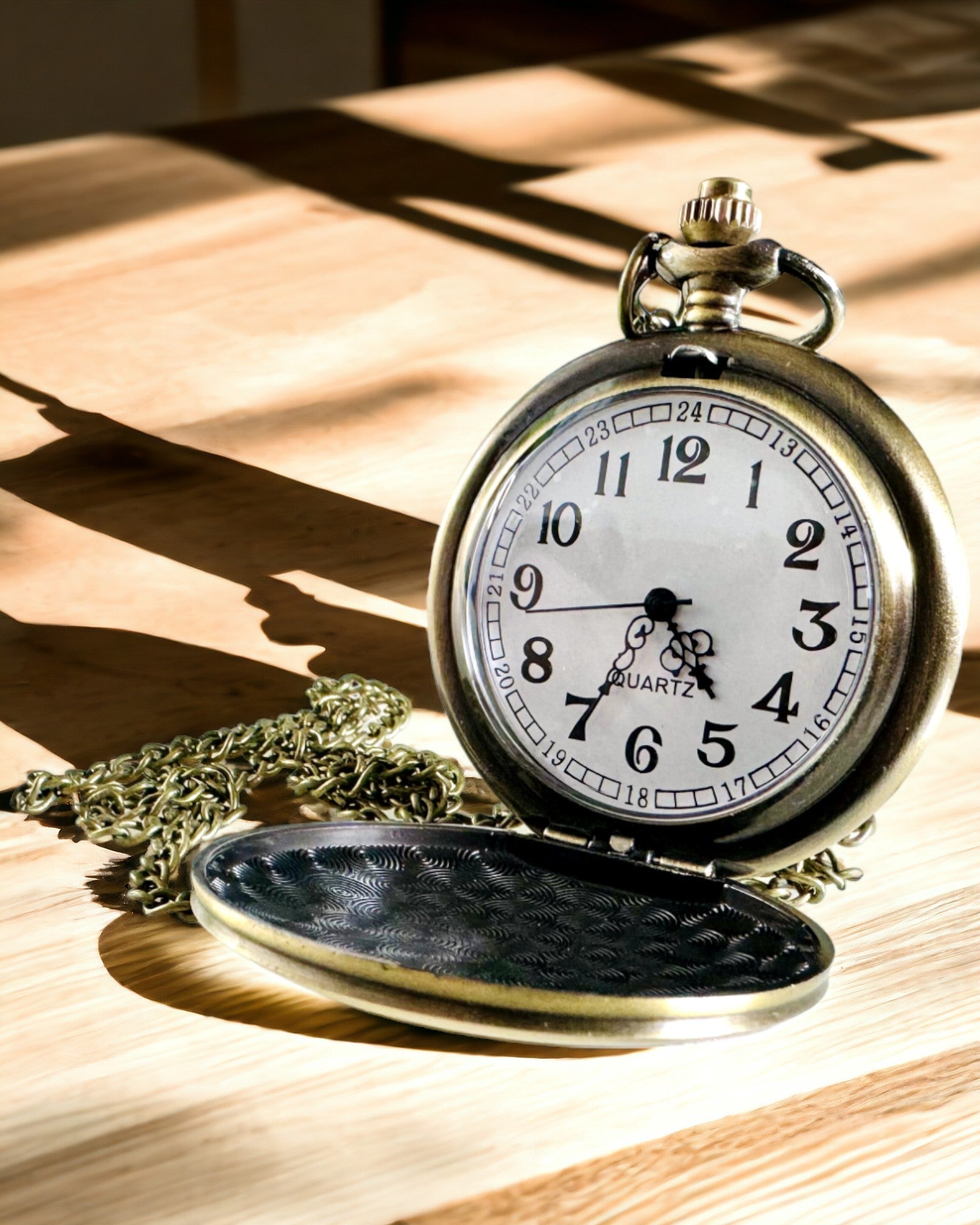 Вінтажний кишеньковий годинник з можливістю персоналізації - матове золото