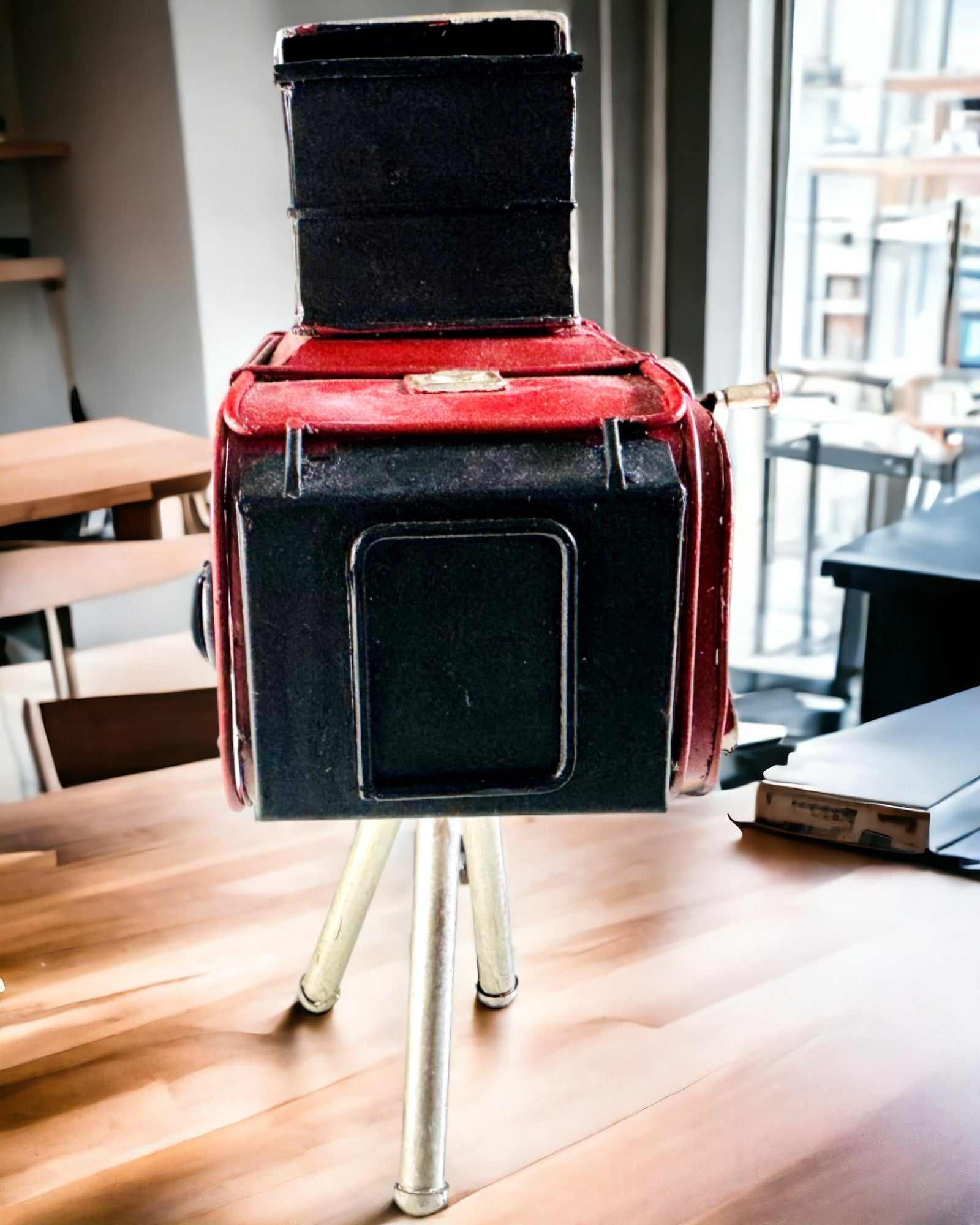 Dekorativna figura "Retro Kamera Keystone" s mogućnošću graviranja