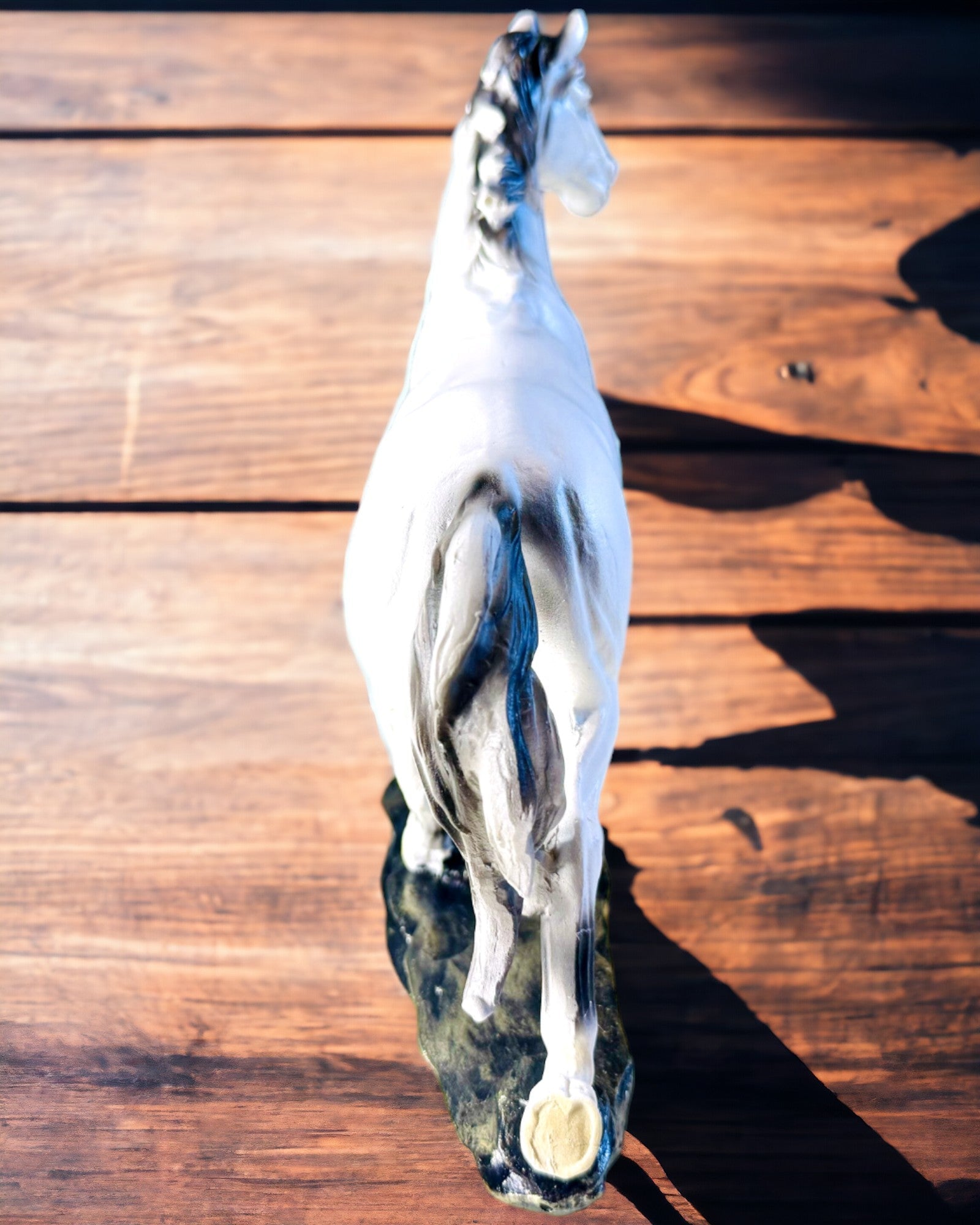 Zirga skulptūra - dekoratīva figūra ar gravēšanas iespēju