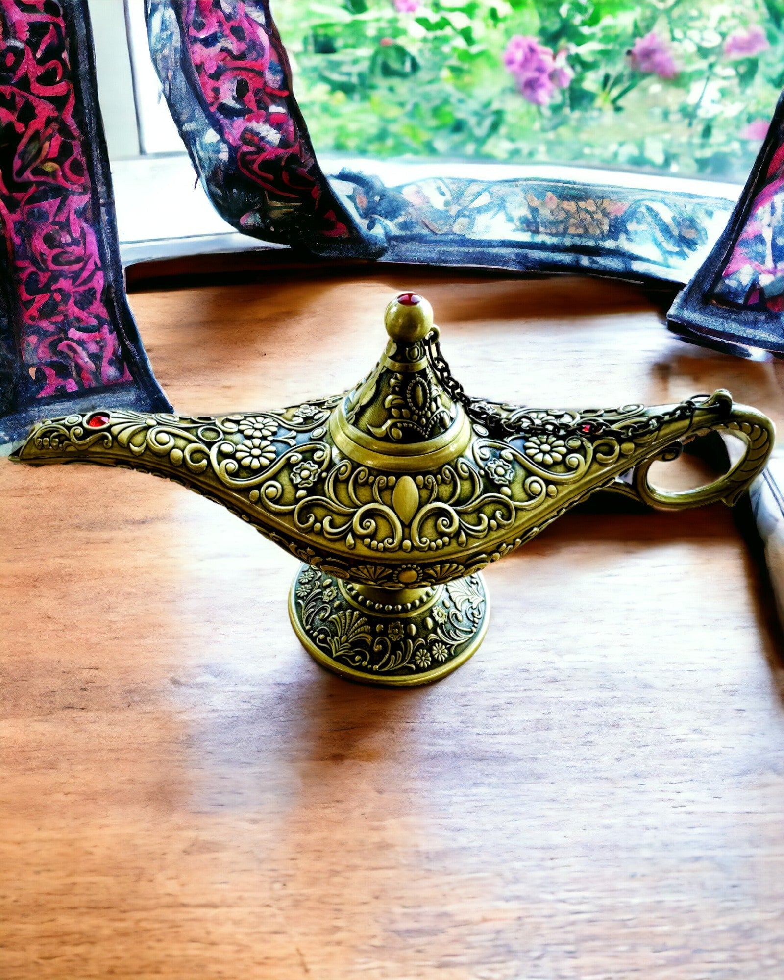 Magic Aladdin Lamp with Engraving Option - Shredded Gold Variant