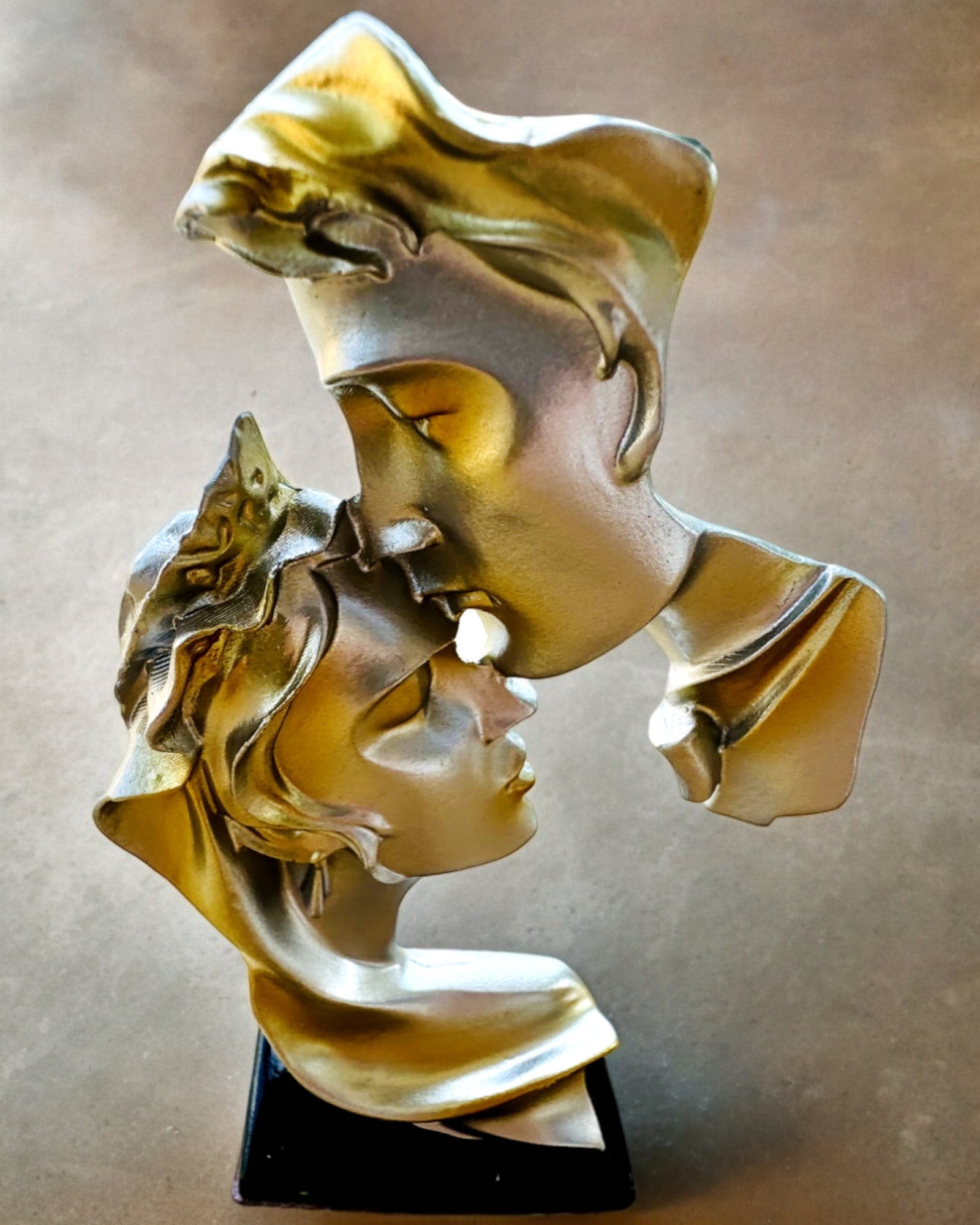 Figurka "Elegance ve Kameni" barva stříbrná - Dekorativní s Možností Gravírování, 2 rozměry na výběr