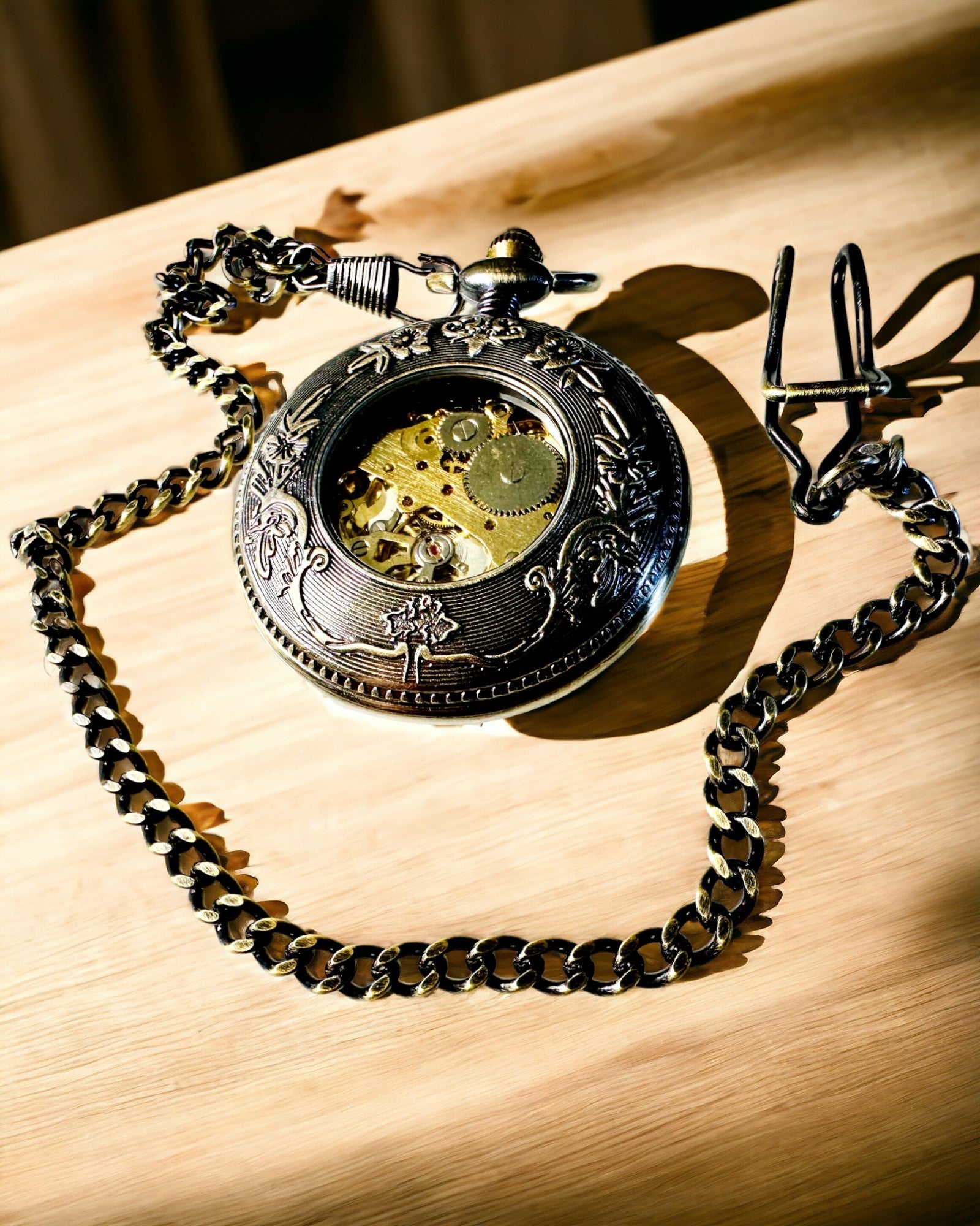 Pocket watch with visible mechanism – personalization option through engraving